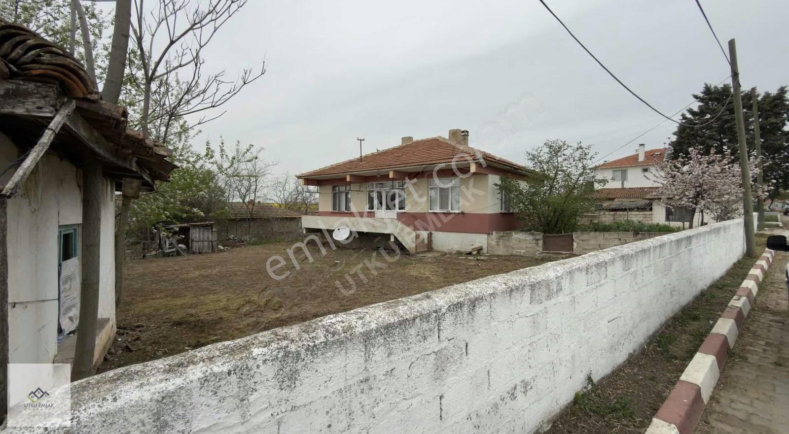 Babaeski Ertuğrulda 423 M2 Arsa Ve Satılık 3+1 Bahçeli Köy Evi - Görsel 14