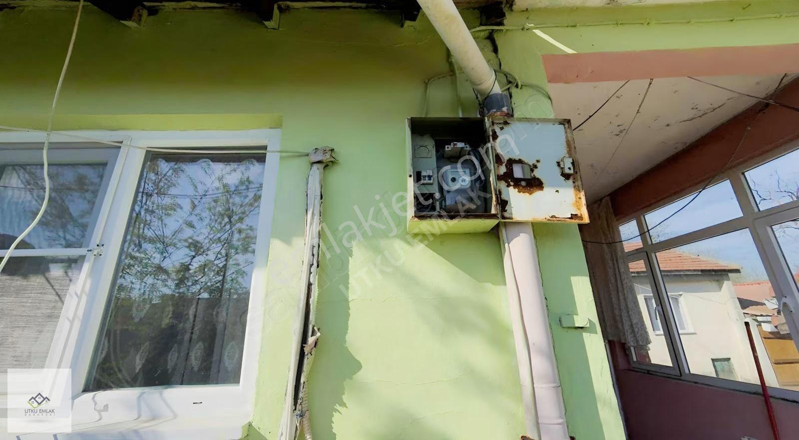 Pehlivanköy Merkezde Satılık 3+1 Müstakil Bahçeli Ev - Görsel 2
