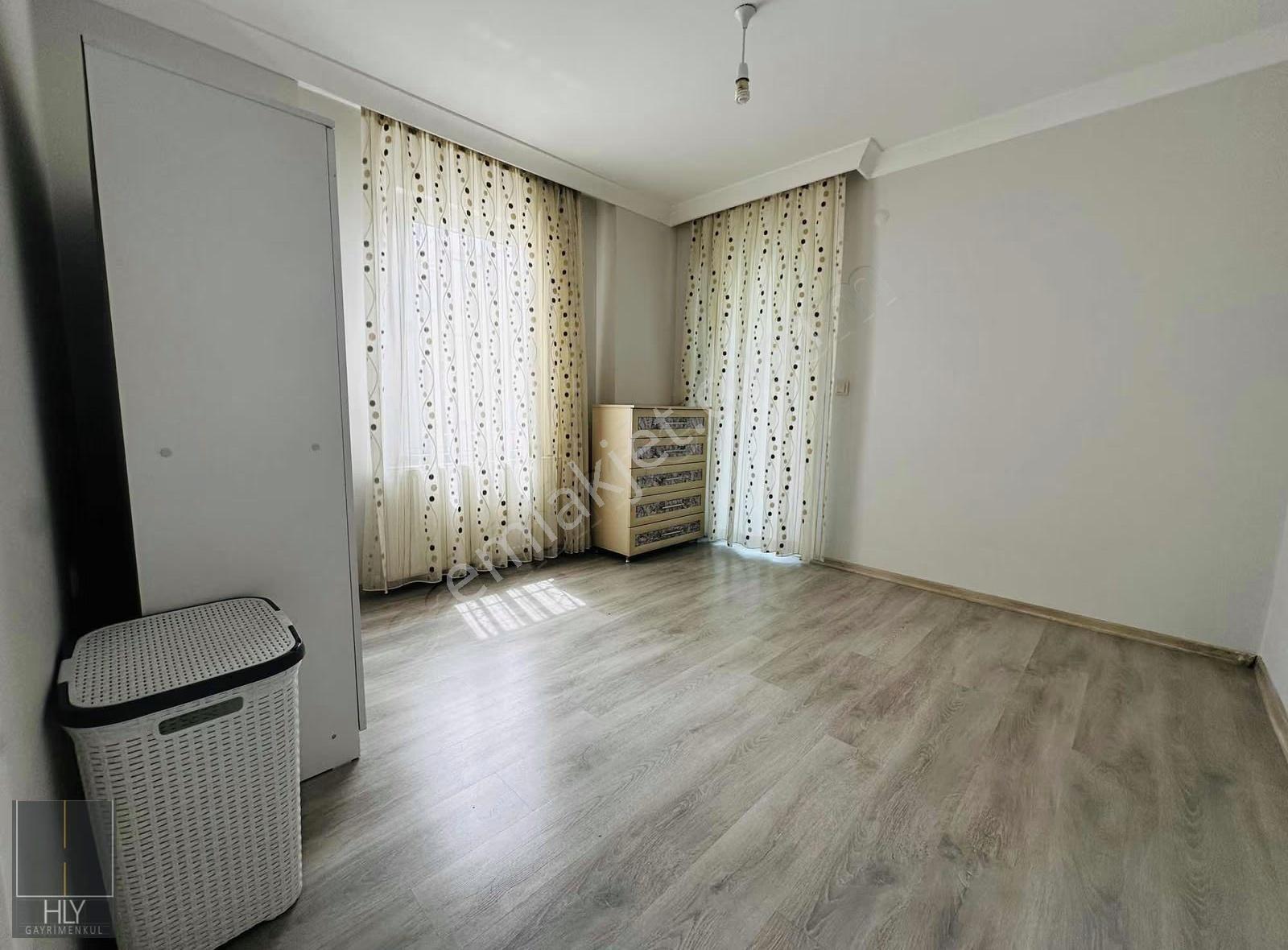 Hly Gayrimenkul'den Plevne Mah.de Y.giriş 2+1 Eşyalı Kiralık - Görsel 13