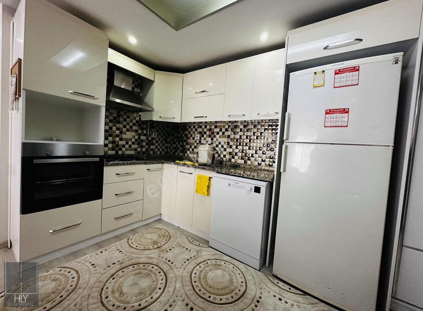 Hly Gayrimenkul'den Plevne Mah.de Y.giriş 2+1 Eşyalı Kiralık - Görsel 2