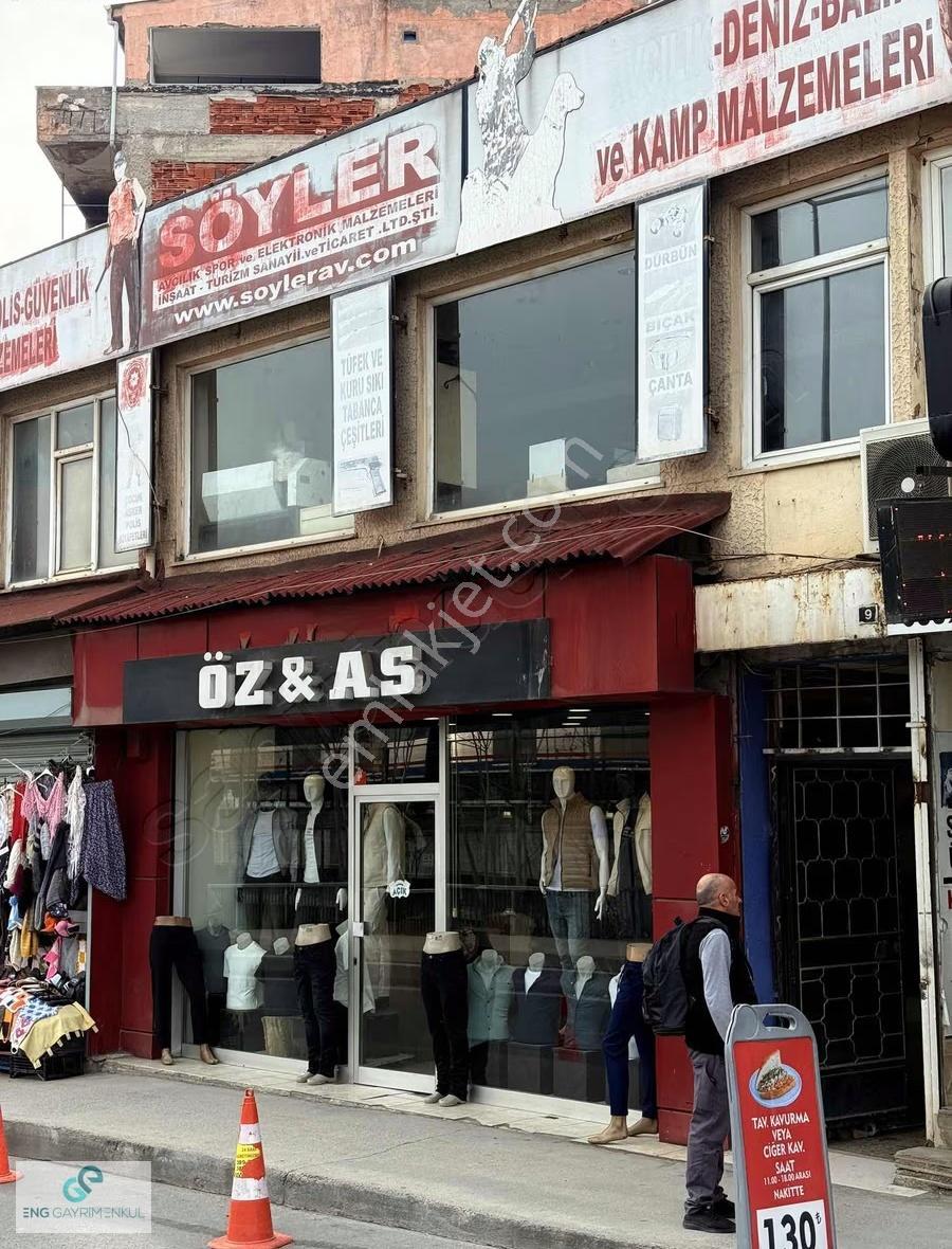 Kartal Minibüs Caddesi Üzerinde Satılık Dükkan - 45m²