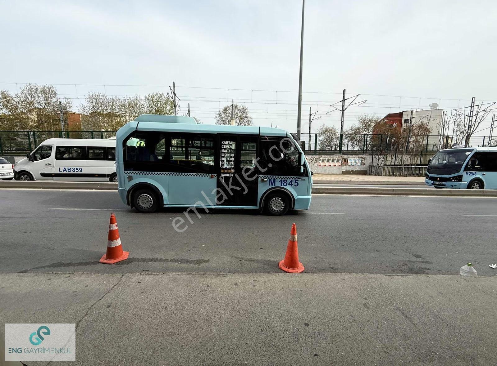 Kartal Minibüs Caddesi Üzerinde Satılık Dükkan - 45m² - Görsel 6