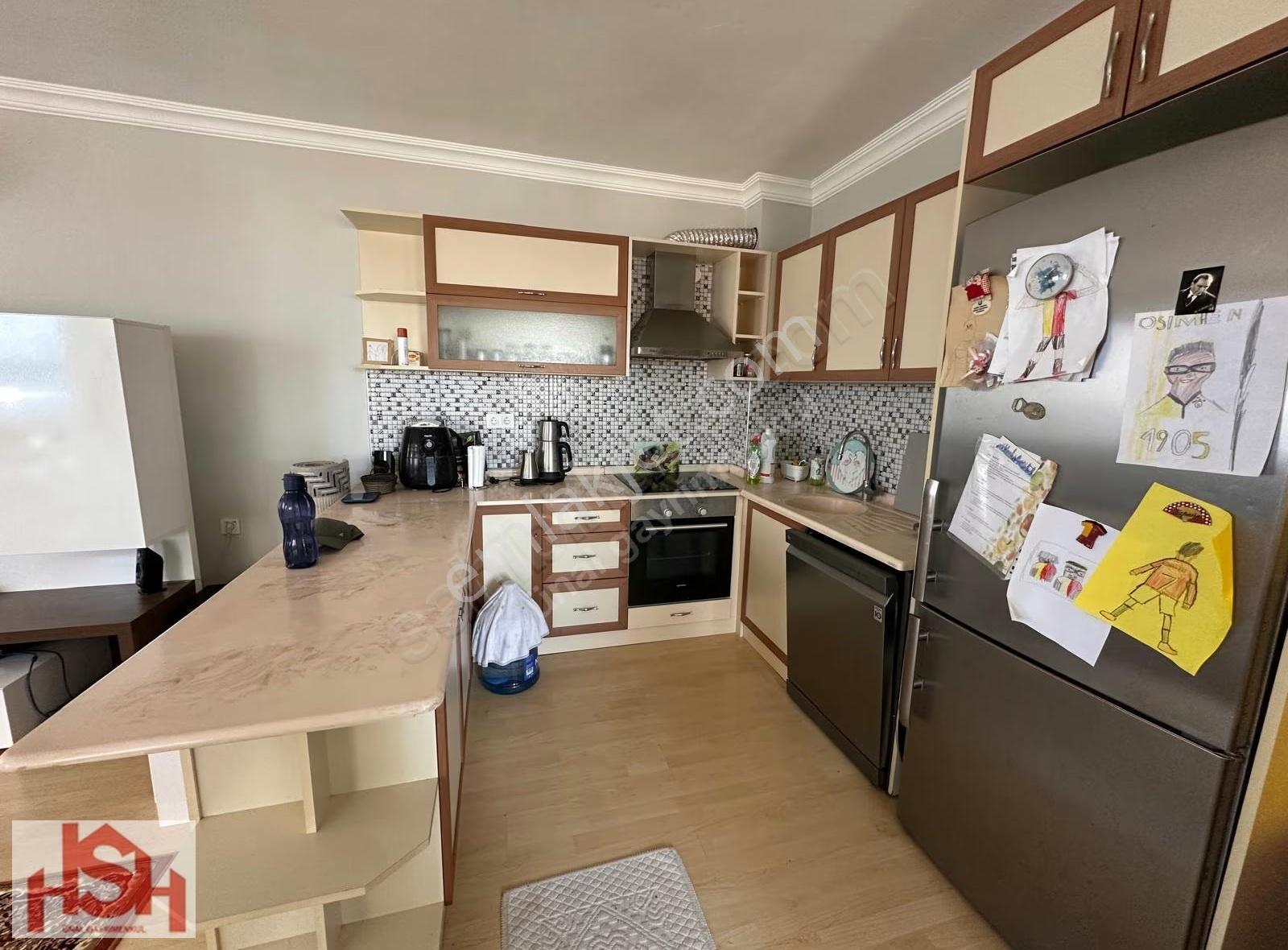 Kuşadası Marina'da Manzaralı 3+1 Satılık Tek Daire