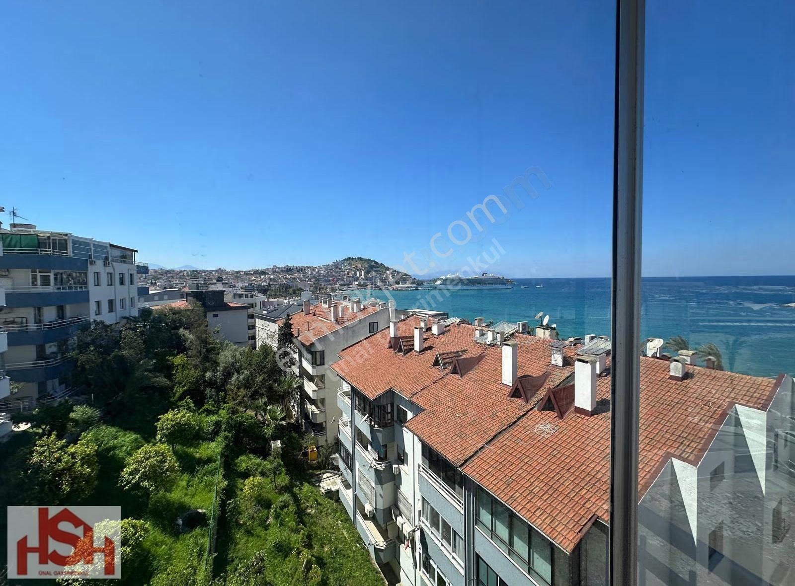 Kuşadası Marina'da Manzaralı 3+1 Satılık Tek Daire - Görsel 6