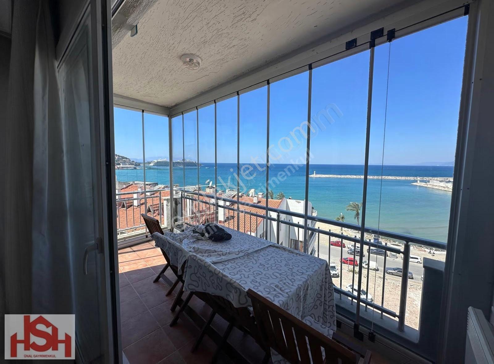 Kuşadası Marina'da Manzaralı 3+1 Satılık Tek Daire - Görsel 14