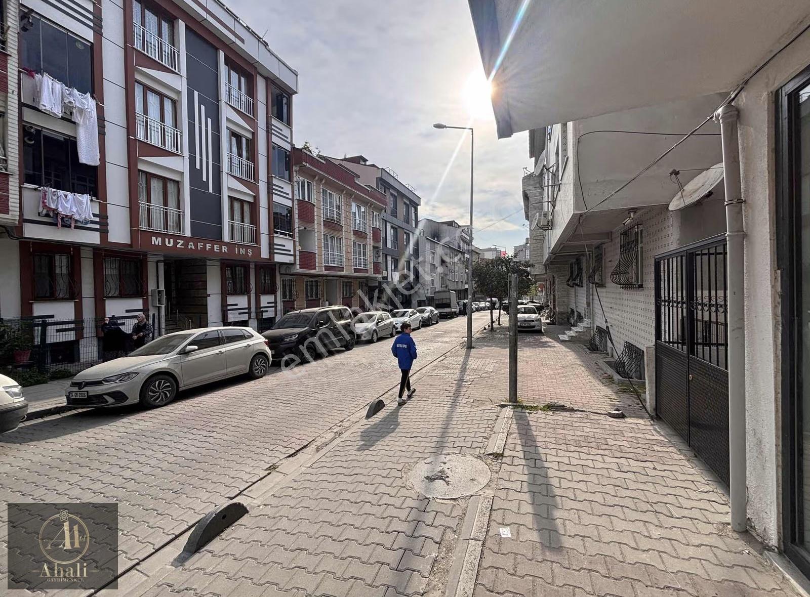 Metroya 1dk Yürüme Mesafesi Sıfır Kiralık Dükkan - Görsel 9