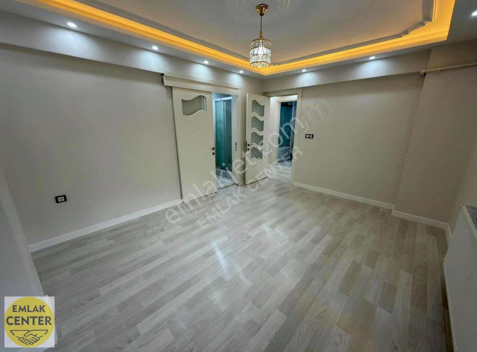 Emlak Center'dan Kiralık Muradiye'de 3+1 Kapalı Mutfak Daire - Görsel 27