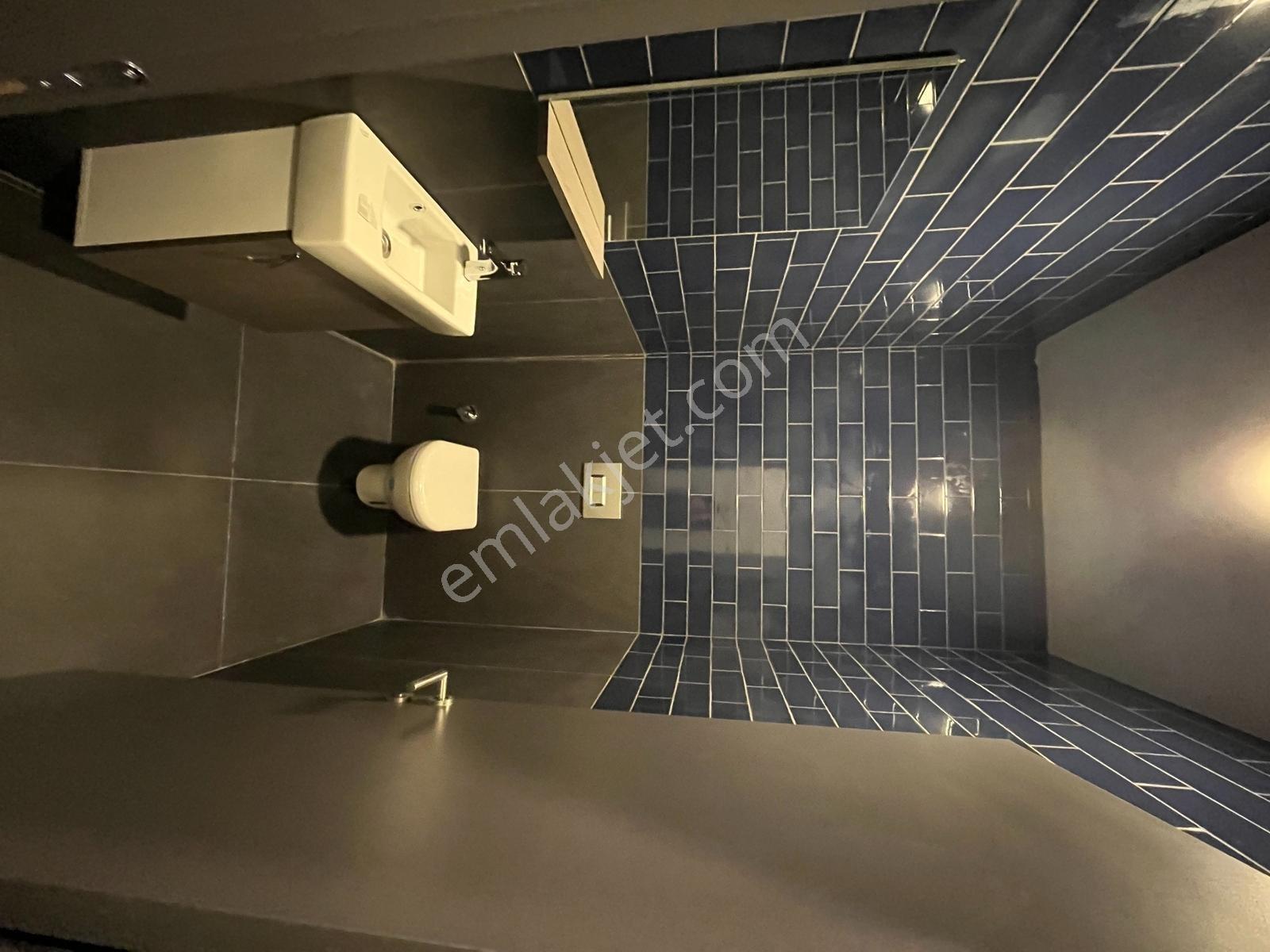 Az Katlı Yatay Mimarisi İle Flatofis Haliç 310 M² Kiralık Ofis - Görsel 13