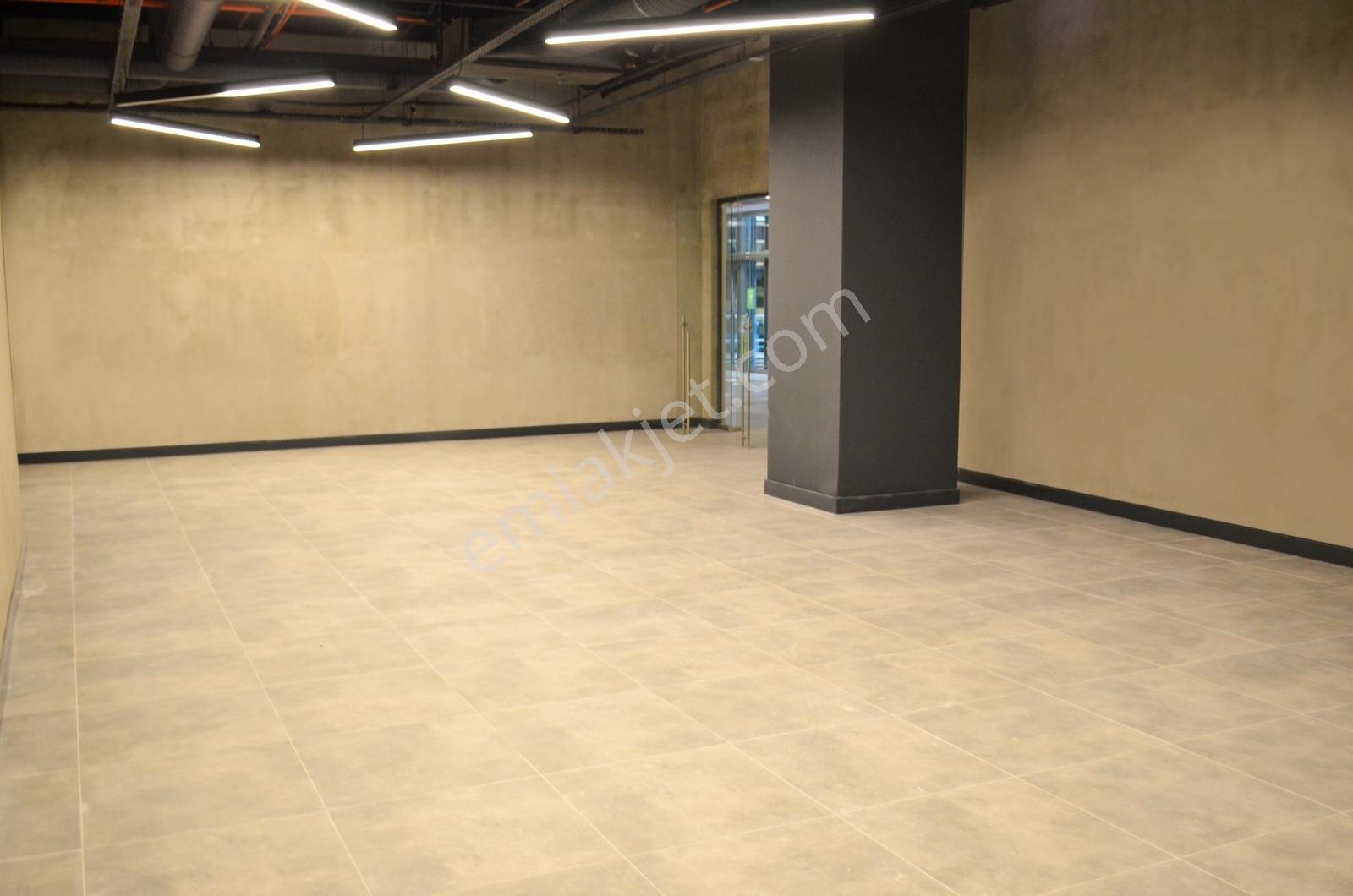 Yataya Kurulu Plazada 128 M² Kiralık Ofis - Görsel 6
