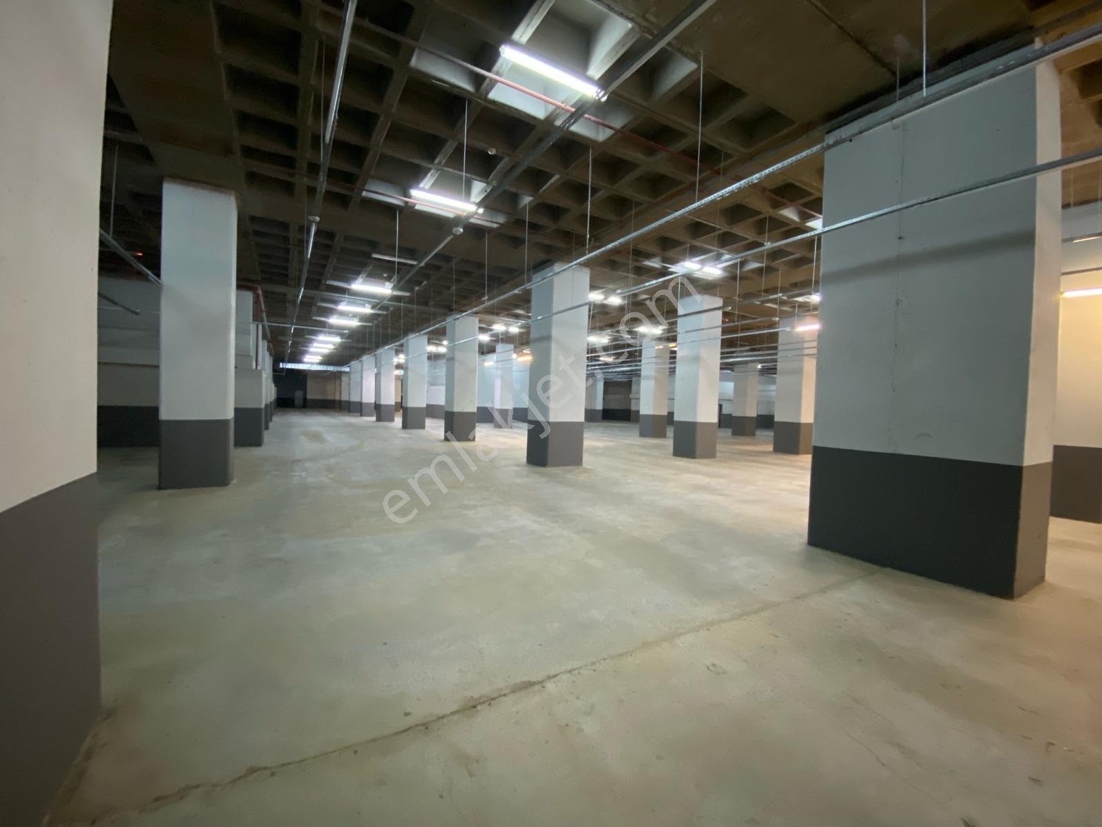 İkitelli'de 4400 M² Depo/imalathane +kdv'li - Görsel 6