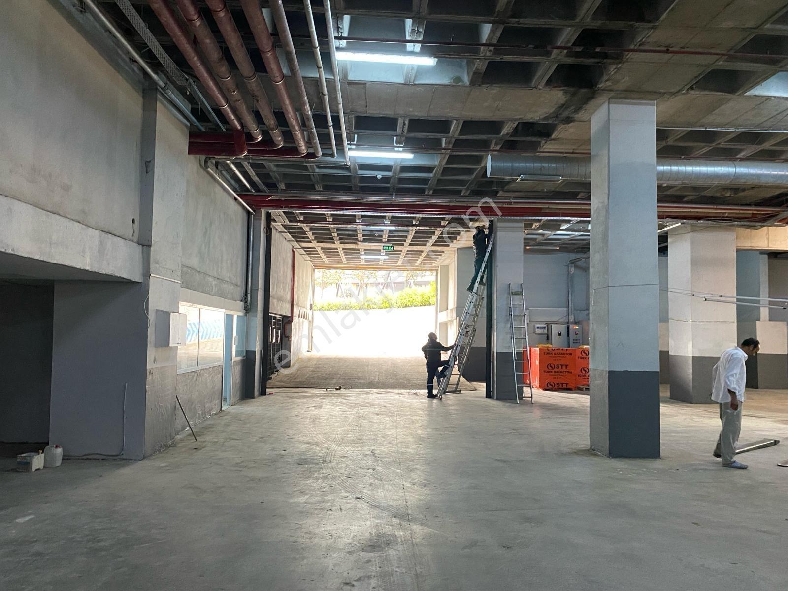 İkitelli'de 4400 M² Depo/imalathane +kdv'li - Görsel 7