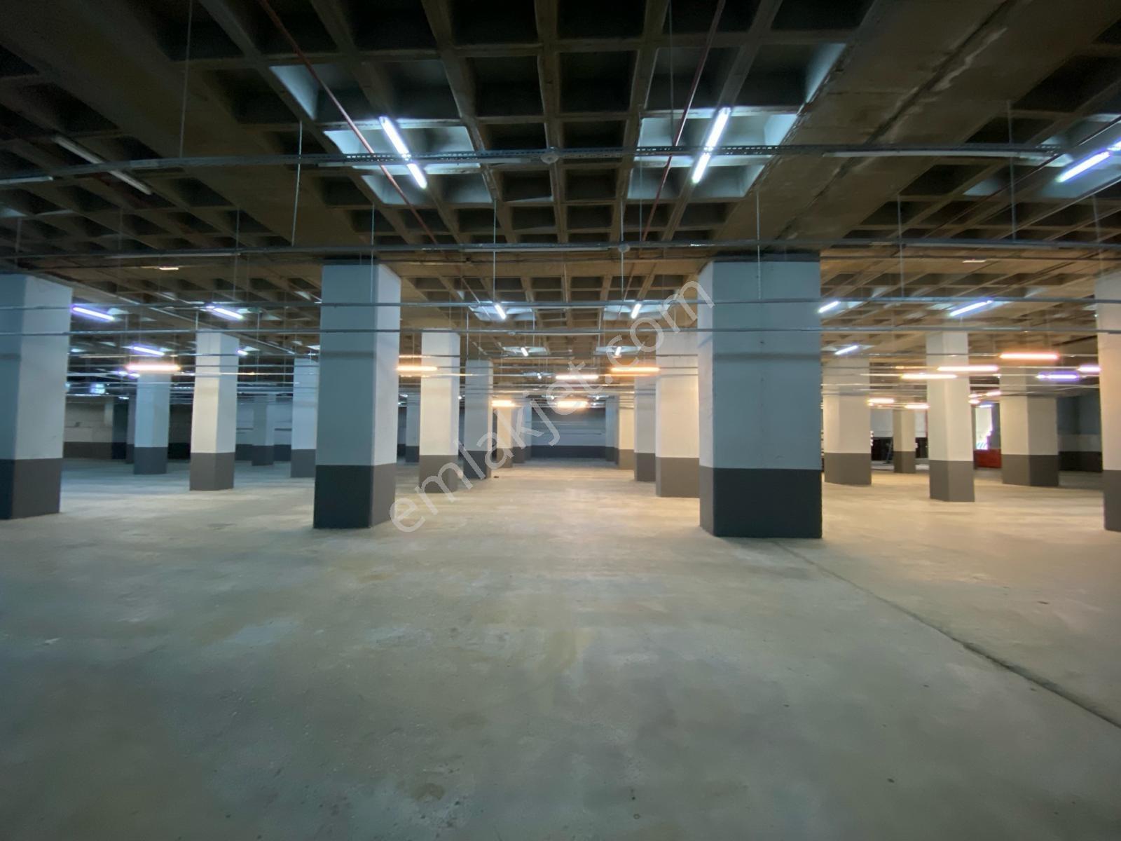 İkitelli'de 4400 M² Depo/imalathane +kdv'li - Görsel 3
