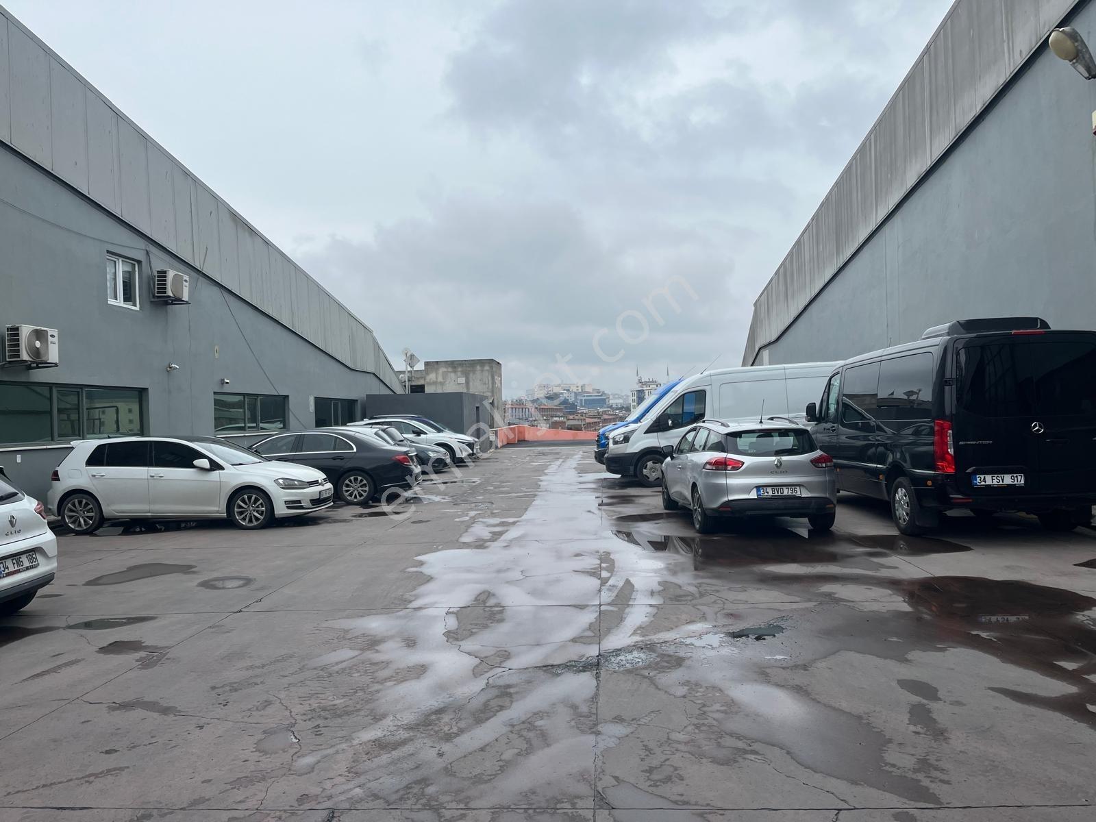 İkitelli'de 1317 M² Depo&imalathane +kdv'li - Görsel 10