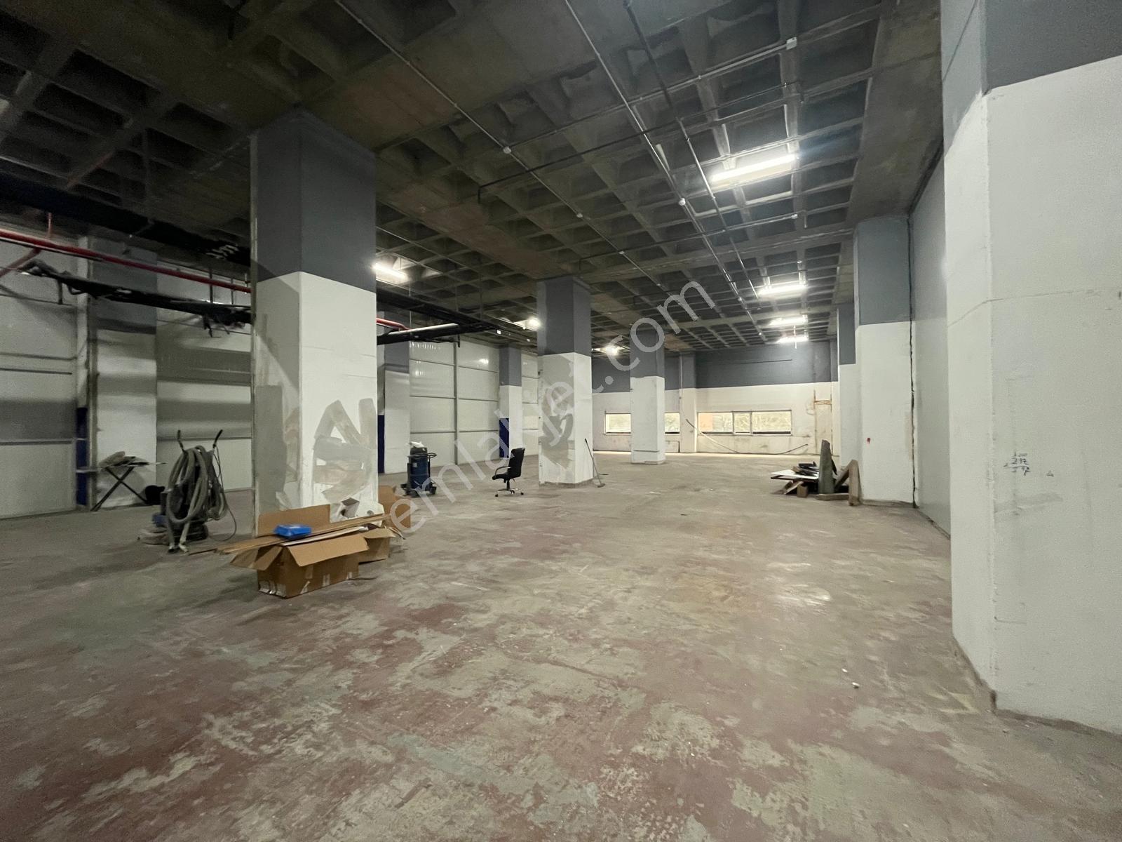 İkitelli'de 505 M² Depo/imalathane +kdv'li - Görsel 4