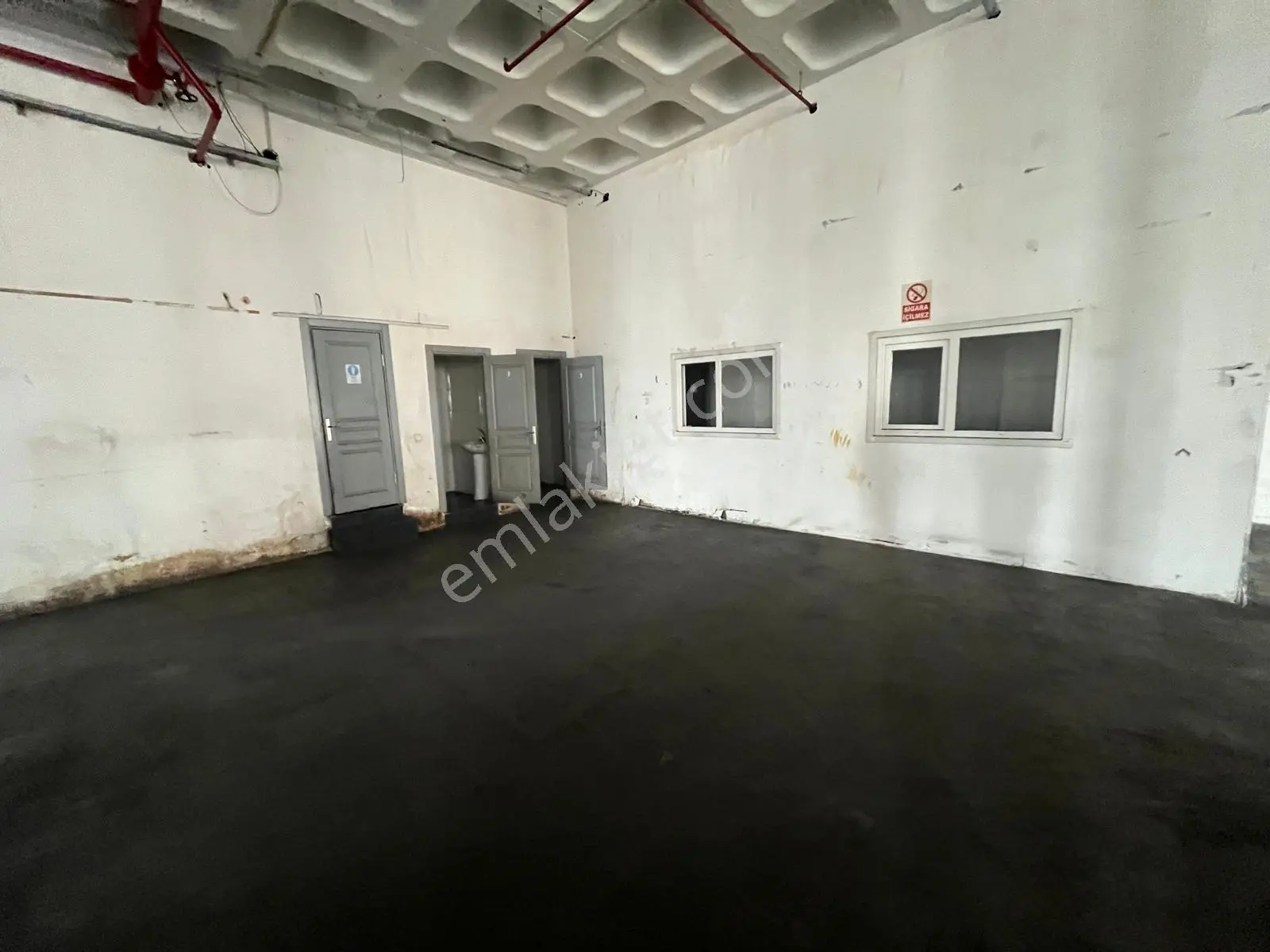 İkitelli'de Net 1860 M² Depo/imalathane +kdv'li - Görsel 3