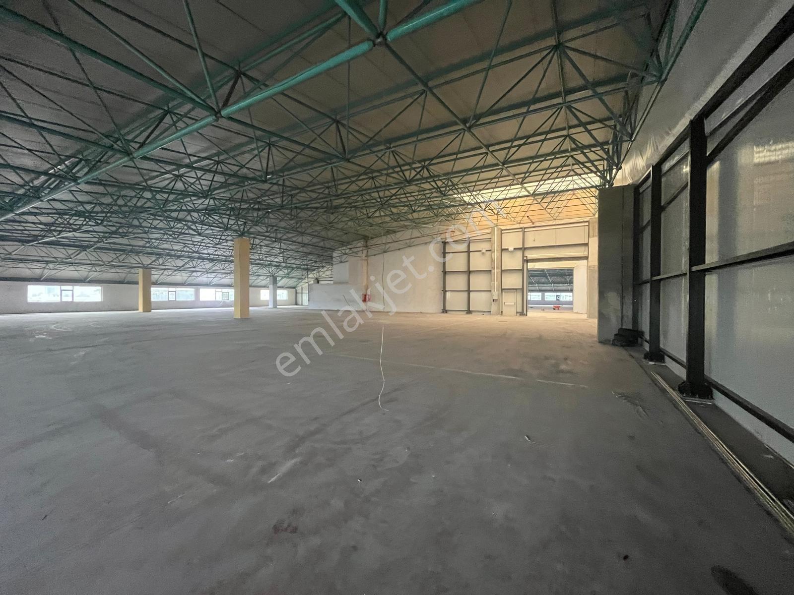 İkitelli'de 1517 M² Depo +kdv'li - Görsel 6