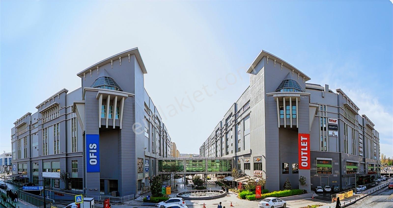 İkitelli'de 532 M² Depo&imalathane +kdv'li
