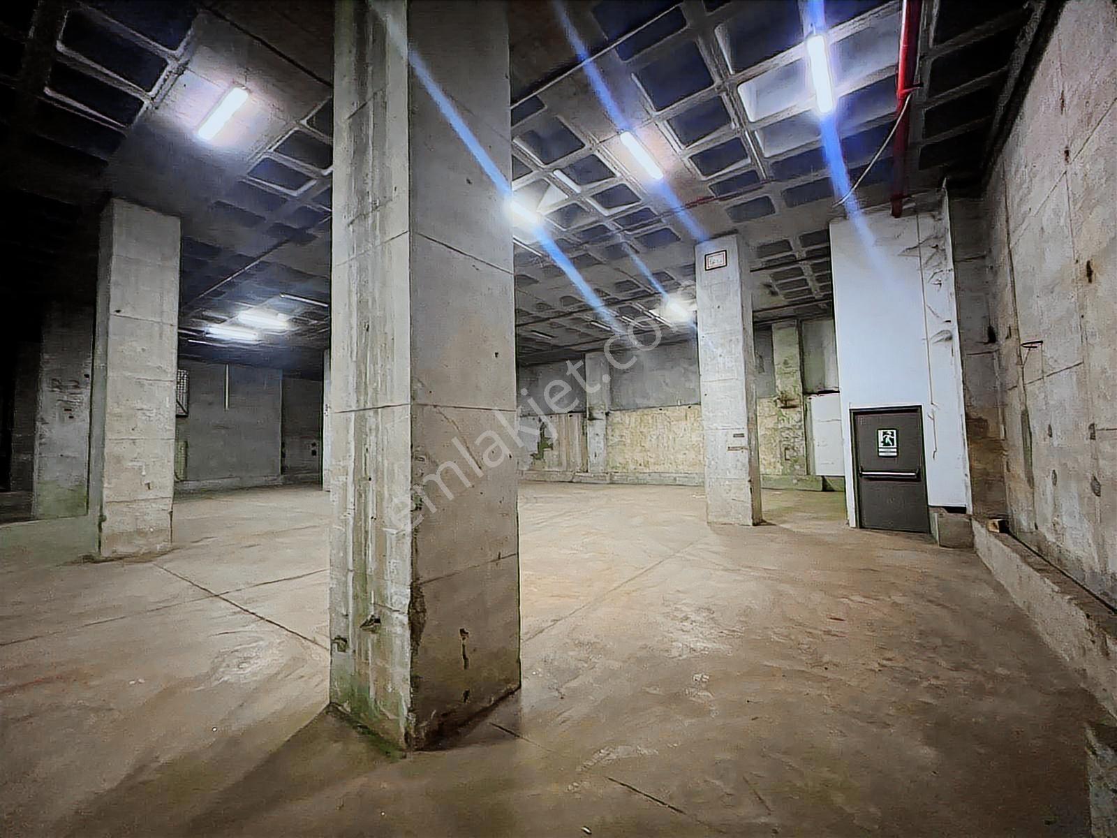 İkitelli'de Net 1255 M² Depo&imalathane +kdv'li - Görsel 7