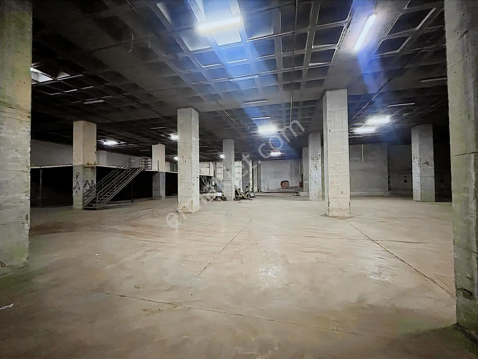 İkitelli'de Net 1255 M² Depo&imalathane +kdv'li - Görsel 5