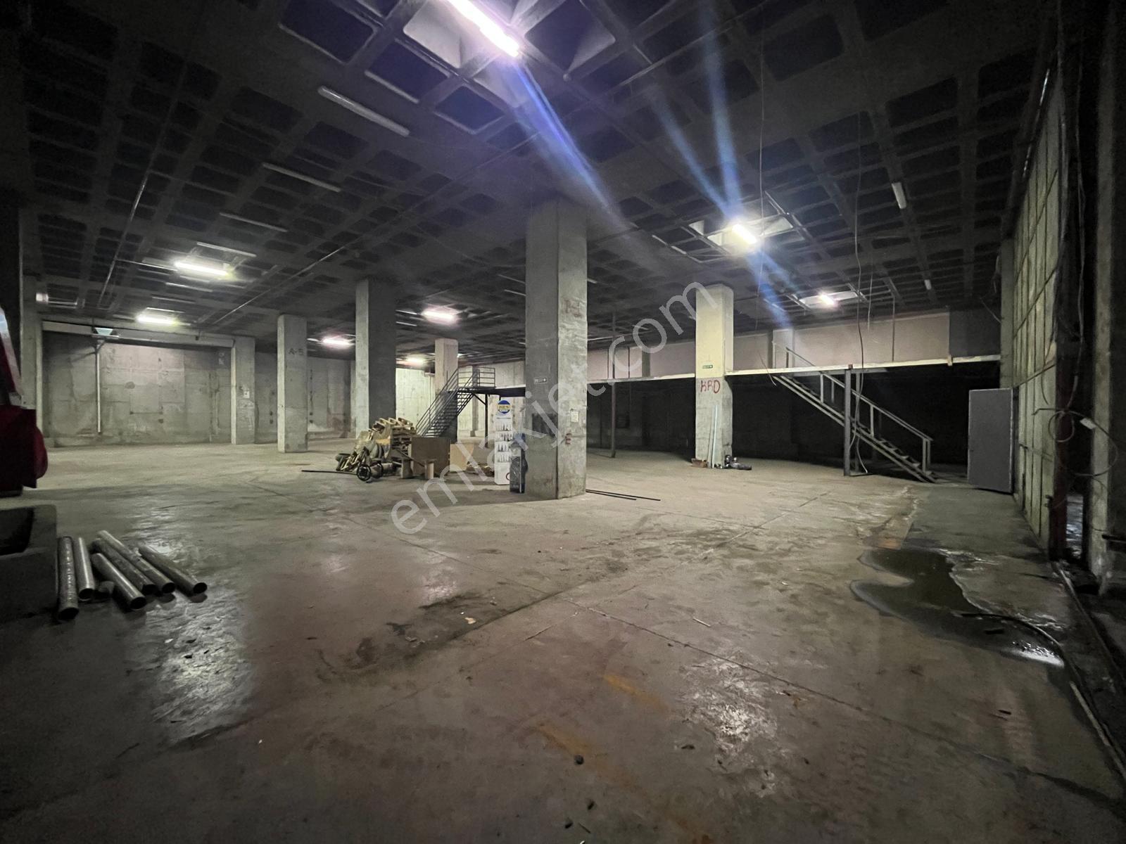 İkitelli'de Net 1255 M² Depo&imalathane +kdv'li - Görsel 2