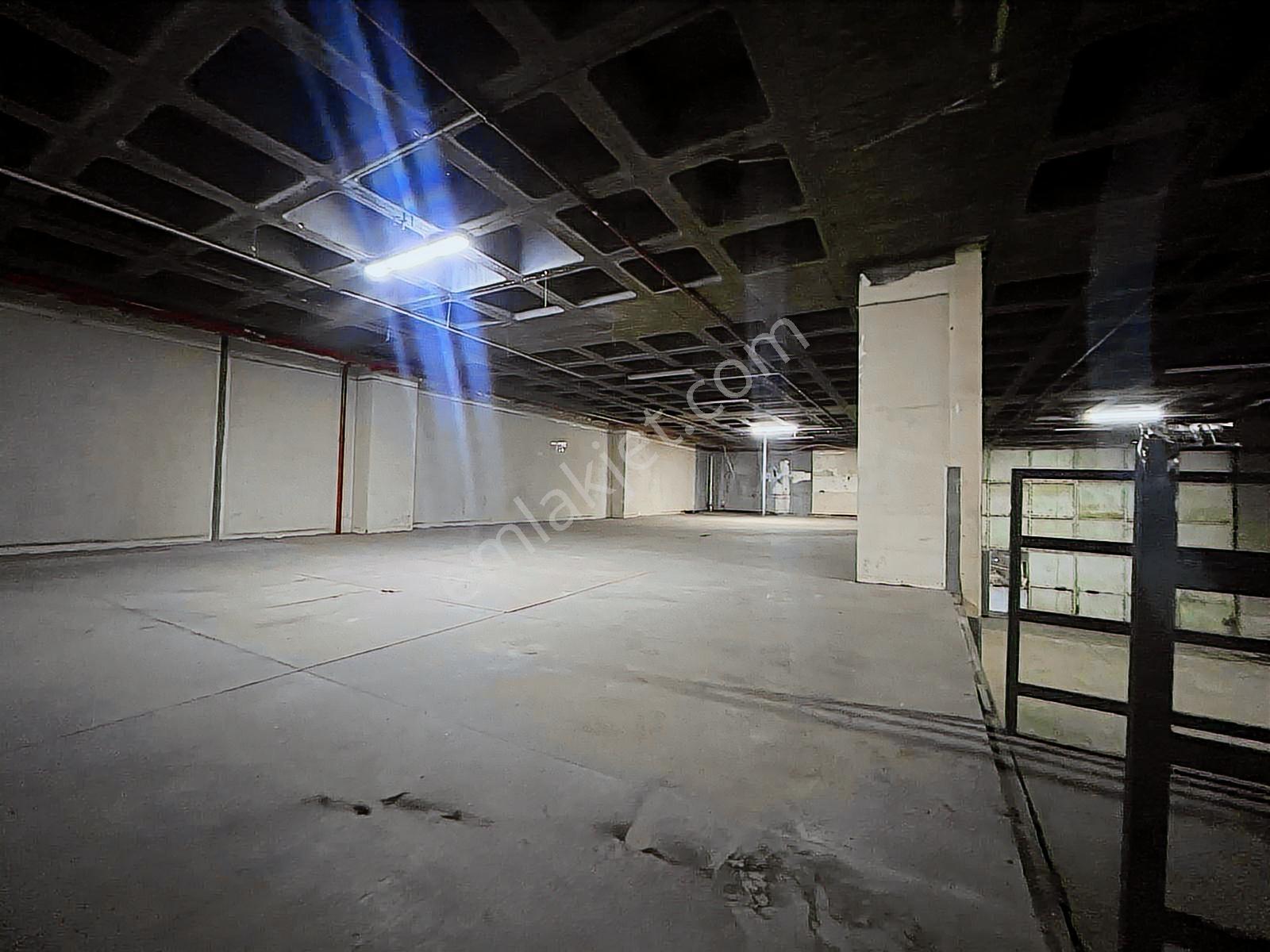 İkitelli'de Net 1255 M² Depo&imalathane +kdv'li - Görsel 18