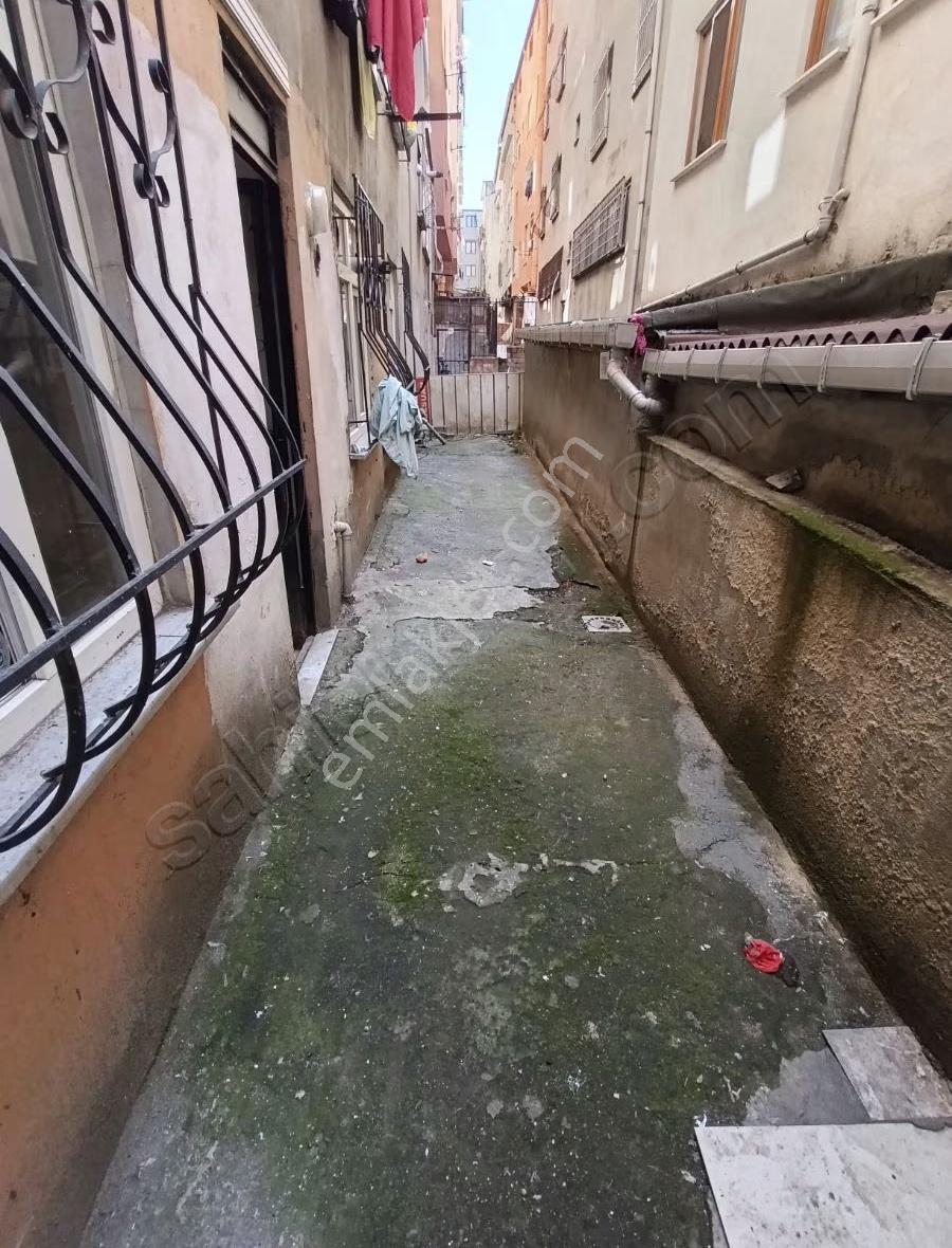 Gazi Cemevi Yakininda Bağımsız Girişli 90m2 Satilik Bahçekati - Görsel 24
