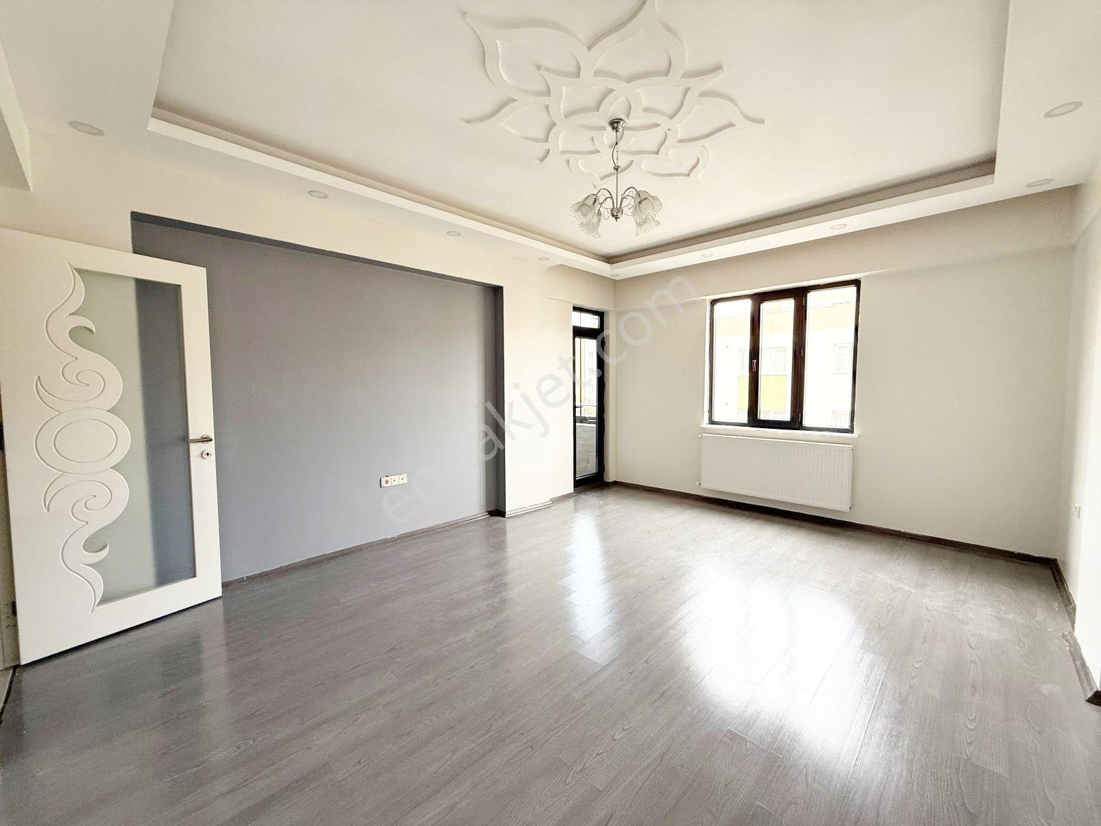 Beykent'te Modern Yaşamın Zirvesi 2+1 Ultra Lüks Cam Balkonlu Da - Görsel 7