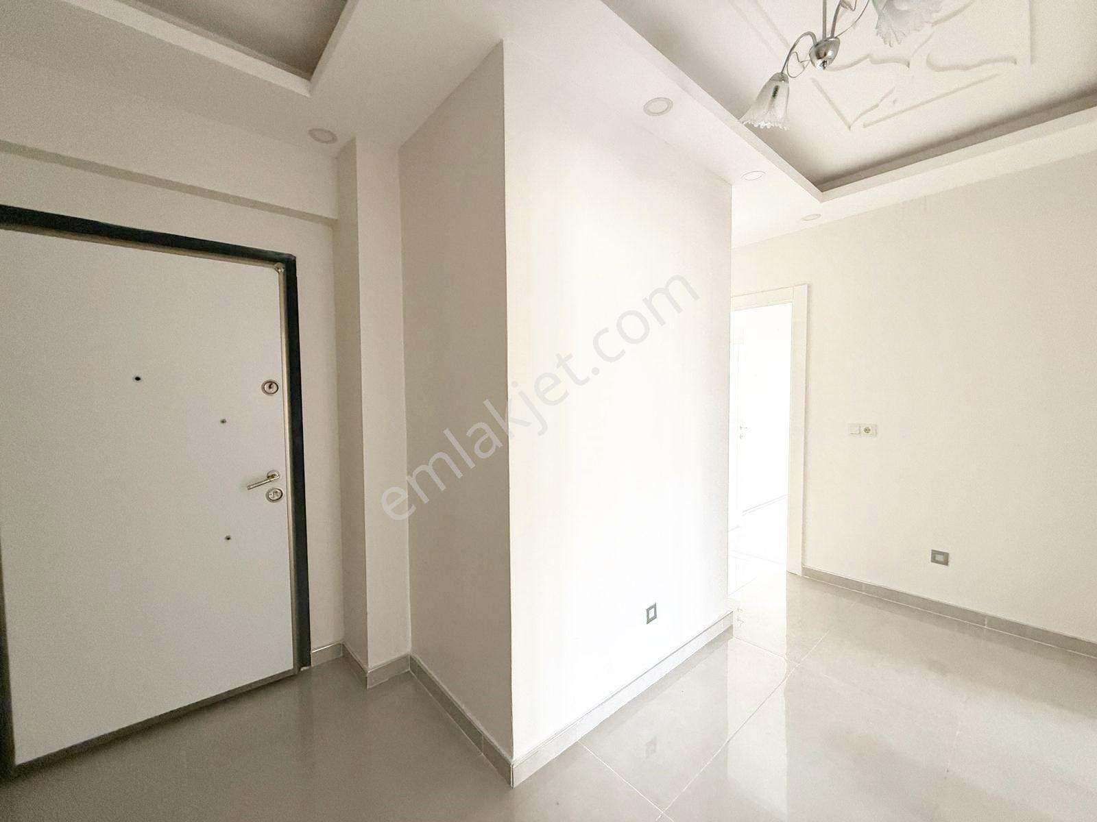 Beykent'te Modern Yaşamın Zirvesi 2+1 Ultra Lüks Cam Balkonlu Da - Görsel 10