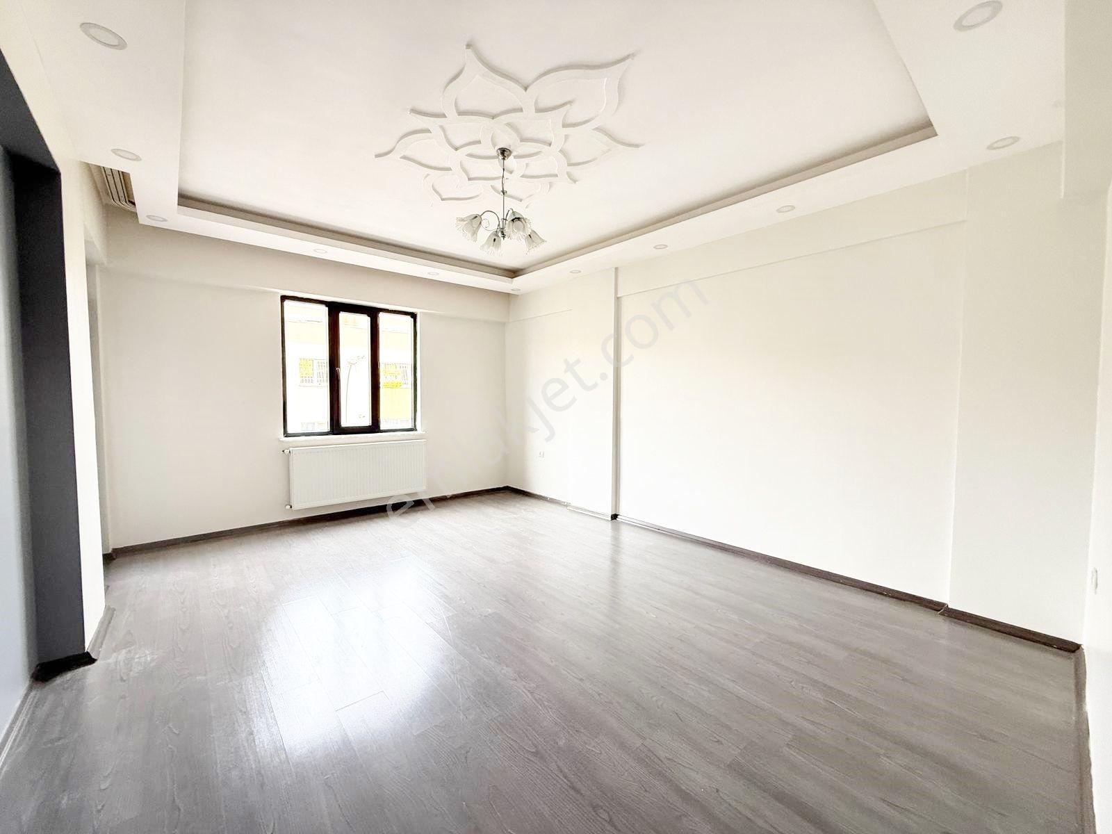 Beykent'te Modern Yaşamın Zirvesi 2+1 Ultra Lüks Cam Balkonlu Da - Görsel 5