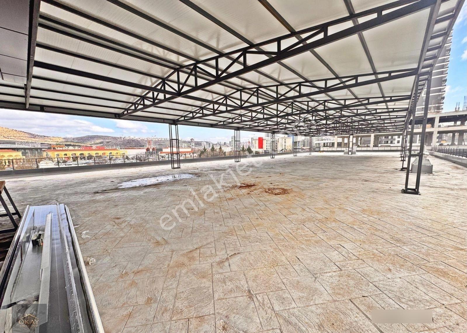 Forum Avm Karşısı Natura Teras'ta 1200m2 Her İşe Uygun Dükkan - Görsel 2