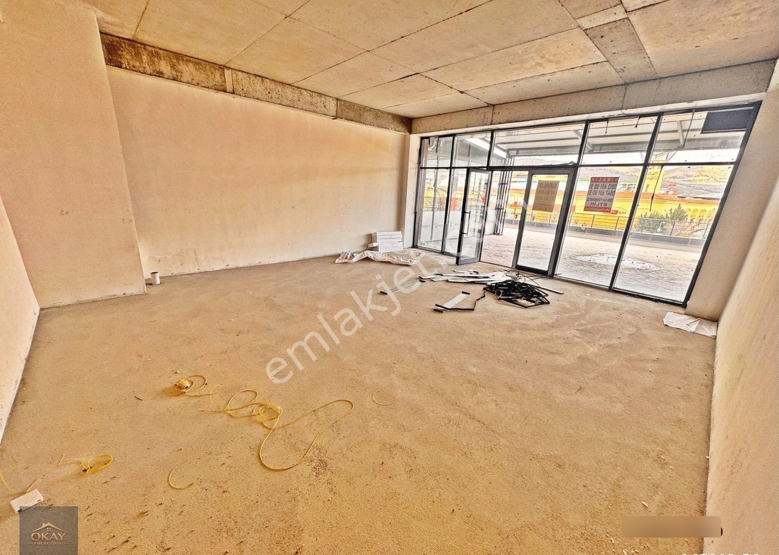 Forum Avm Karşısı Natura Teras'ta 1200m2 Her İşe Uygun Dükkan - Görsel 13