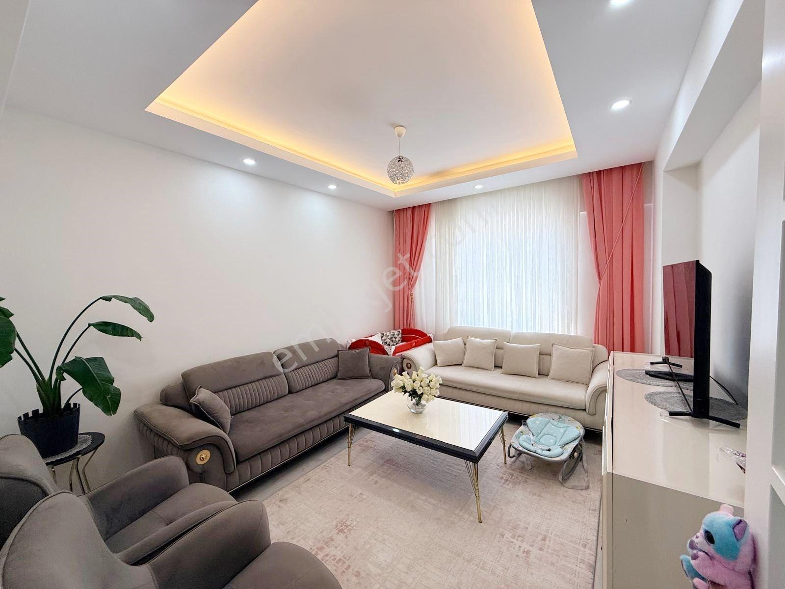 Beykent'te Geniş Yaşamın Yeni Adresi: Full Yapılı 3+1 Lüks Daire - Görsel 16
