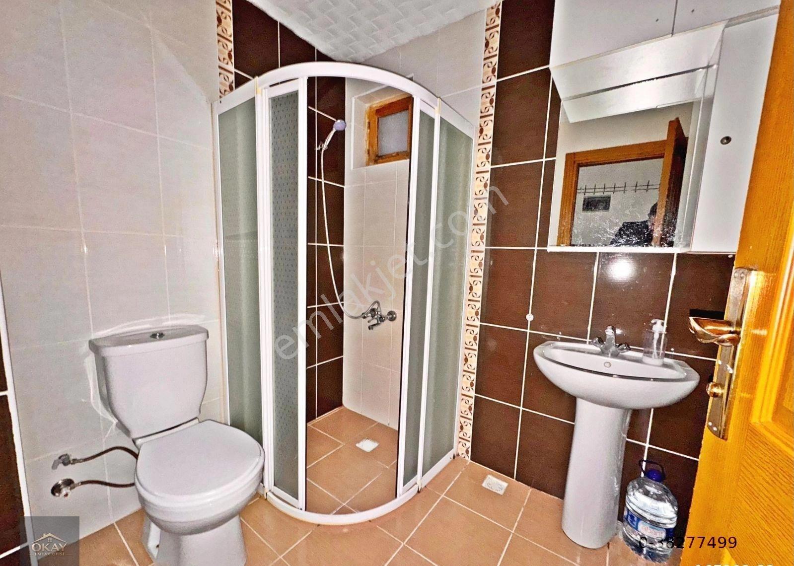 Ayvalı Estergon Caddesi Yakını 2. Kat Konumlu Asanörlü+iskanlı+balkonlu 2+1 90m² - Görsel 20