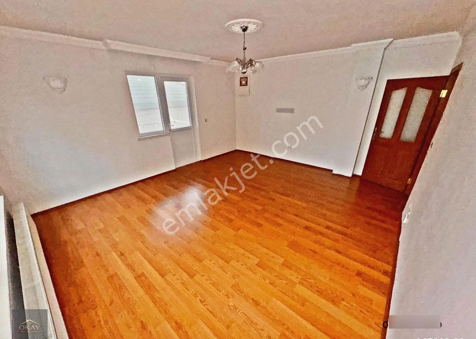 Ayvalı Estergon Caddesi Yakını 2. Kat Konumlu Asanörlü+iskanlı+balkonlu 2+1 90m² - Görsel 5
