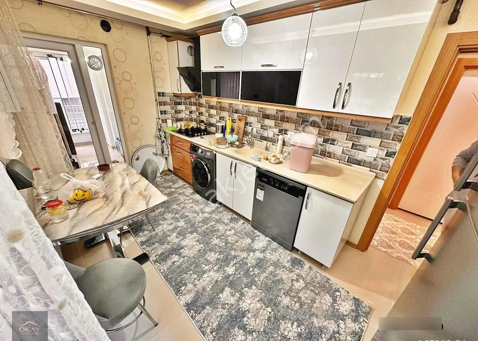 Karakeçili Cad'de 1 Arkası Yüksek Giriş Altı Tam Daire Yeni Yapı Balkon'lu 2+1 Daire