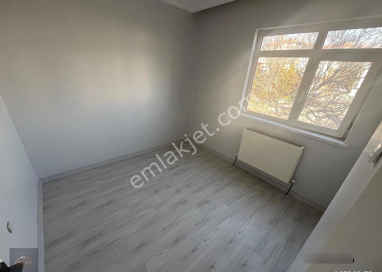 Etlik Merkezde Ultra Lüx Yapılı 1.kat Cadde Üzeri Ön Cephe 3+1 125m² - Görsel 2