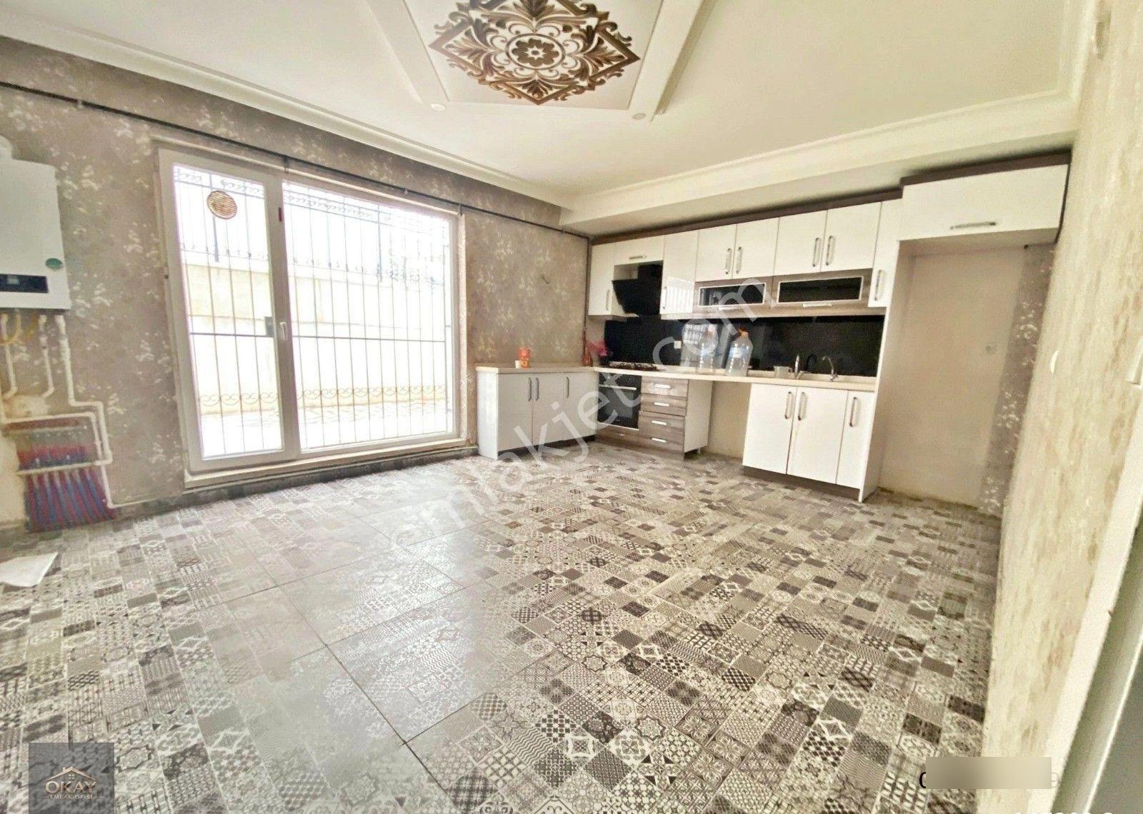 Sancaktepe Merkez'de Giriş Kat Yeni Bina 140m² Ulaşımı Kolay 3+1 Satılık - Görsel 9