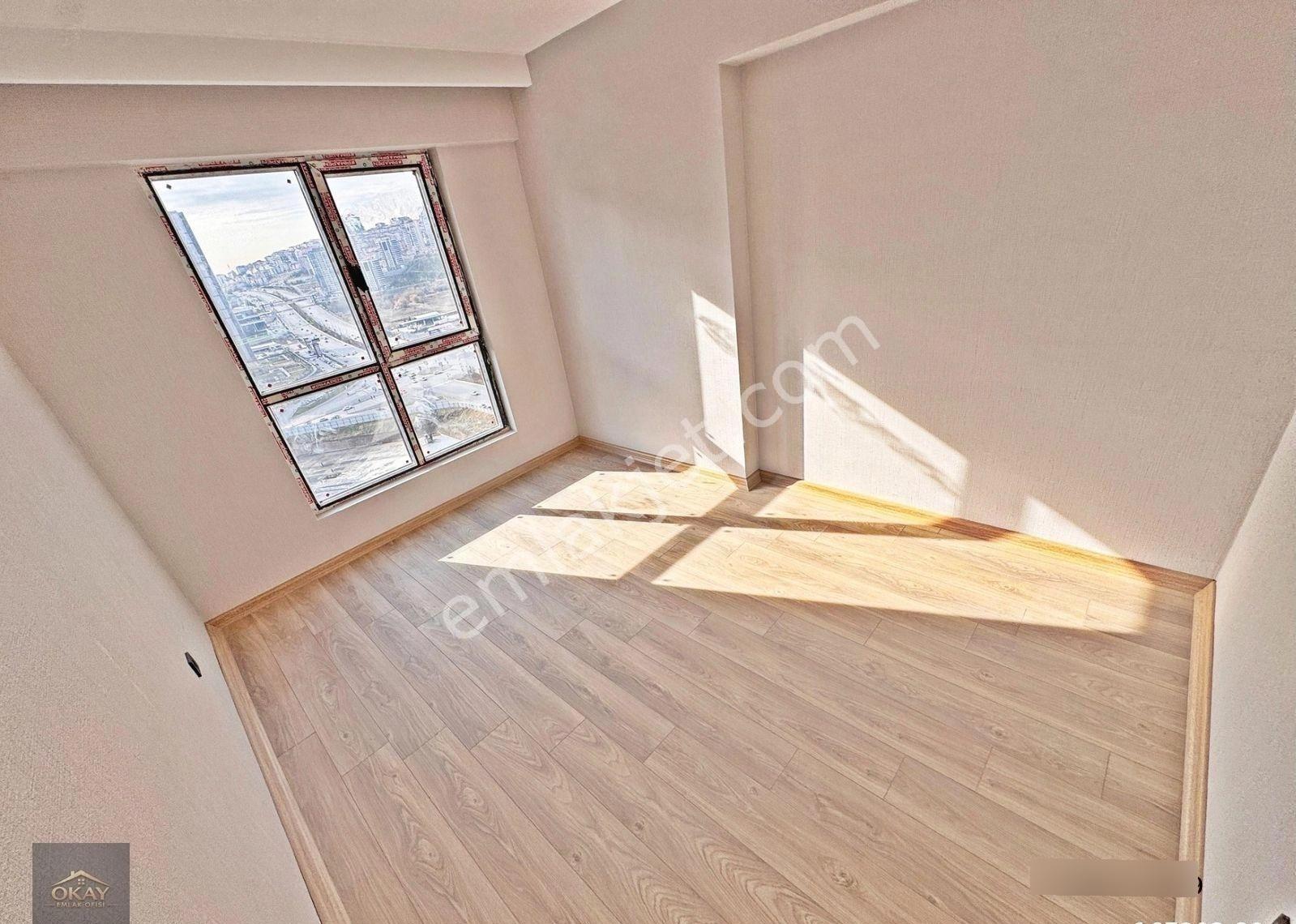 Bulvar Üzeri Geniş Ailere Özel 3 Banyolu Ultra Lüx 18.kat 5+1 270m² Kiralık - Görsel 26