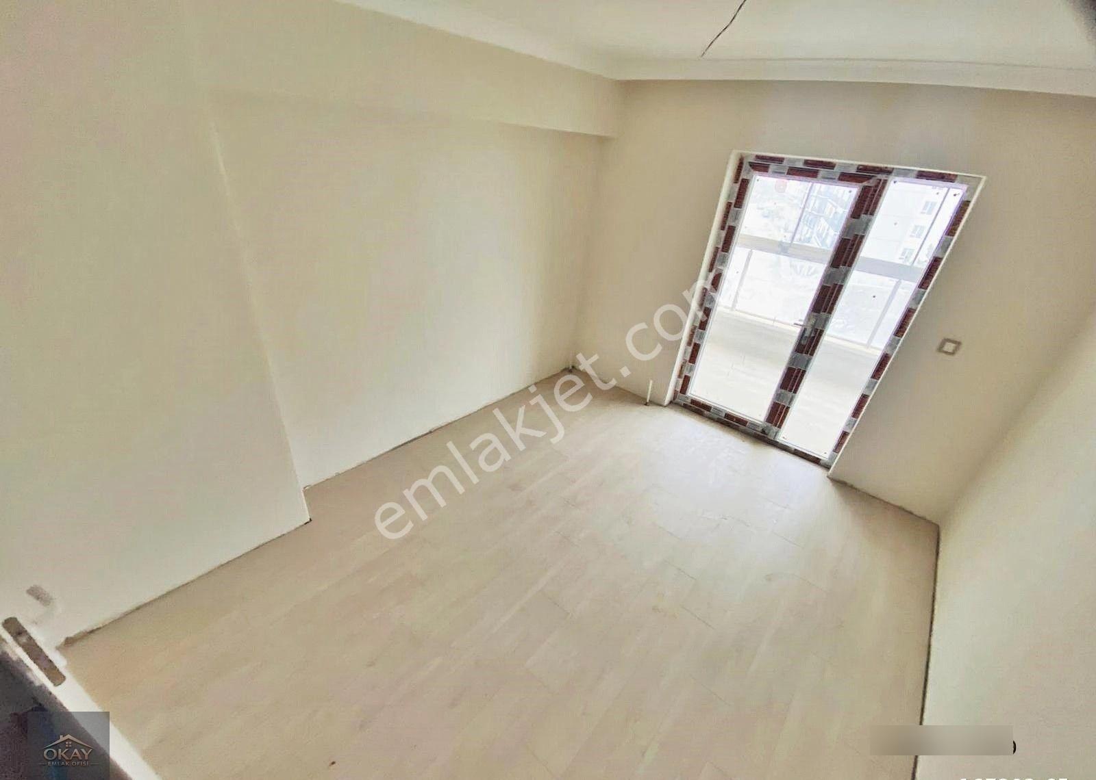 Bağlum Merkez'de Site İçerisinde Çift Cam Balkonlu Ebeveyn Banyolu 150m2 Sıfır 3+1 - Görsel 16