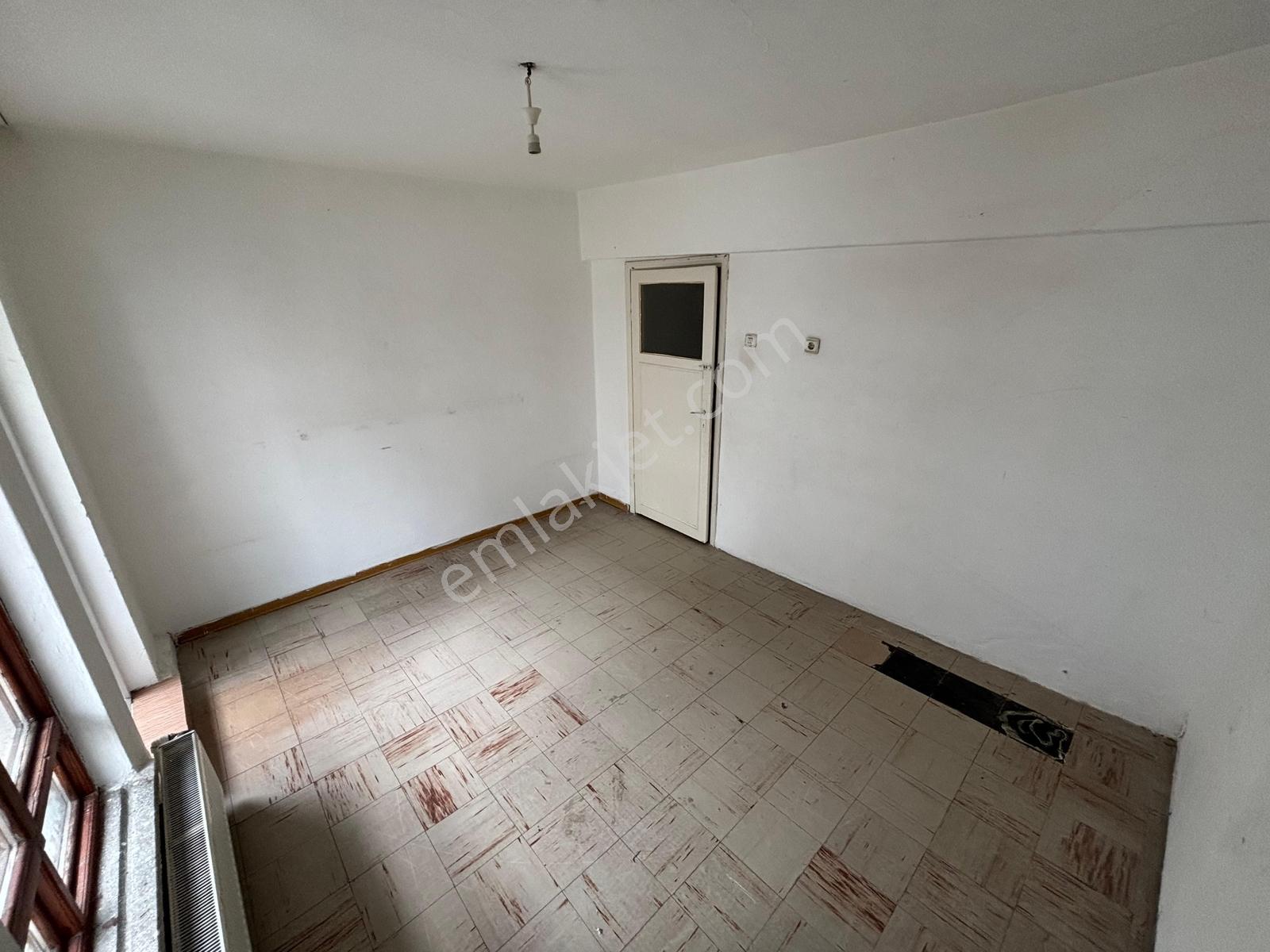 Yıldıztepe'de 3+1 Güney Doğu Cephe Kat Mülkiyetli Fırsat Daire - Görsel 18