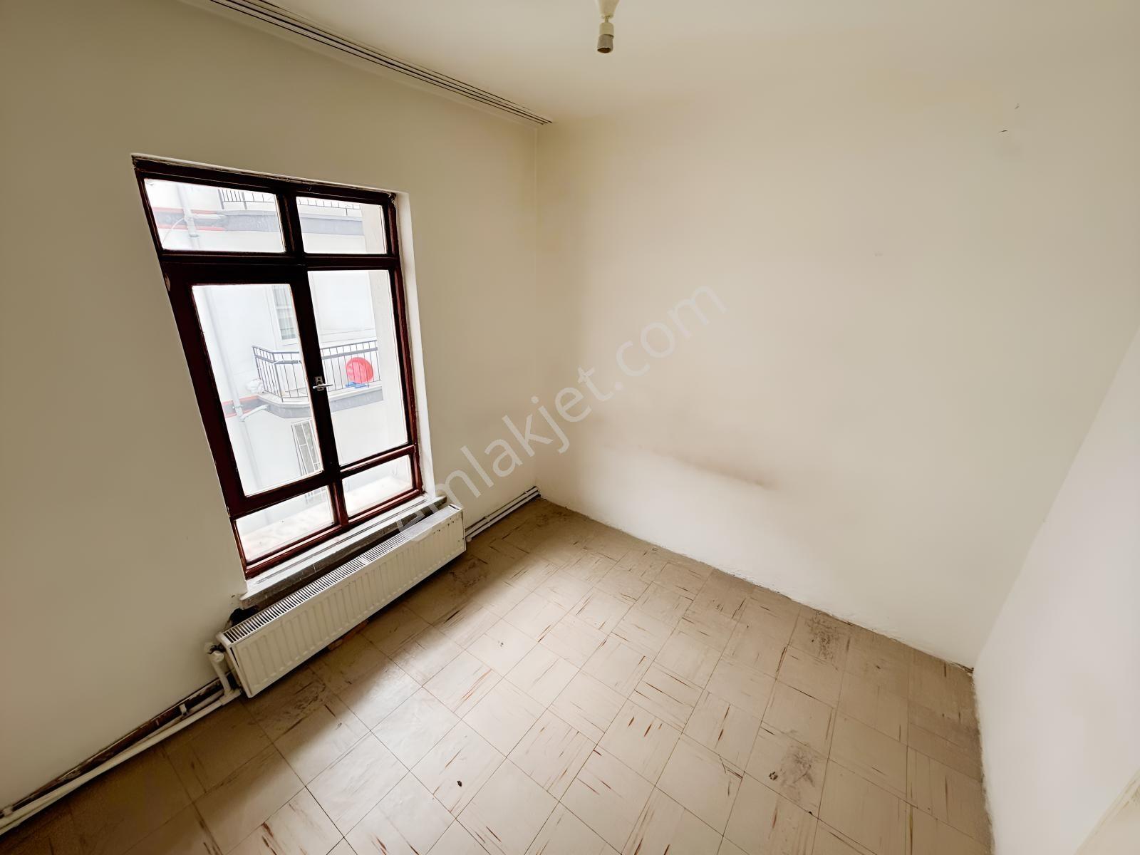 Yıldıztepe'de 3+1 Güney Doğu Cephe Kat Mülkiyetli Fırsat Daire - Görsel 12