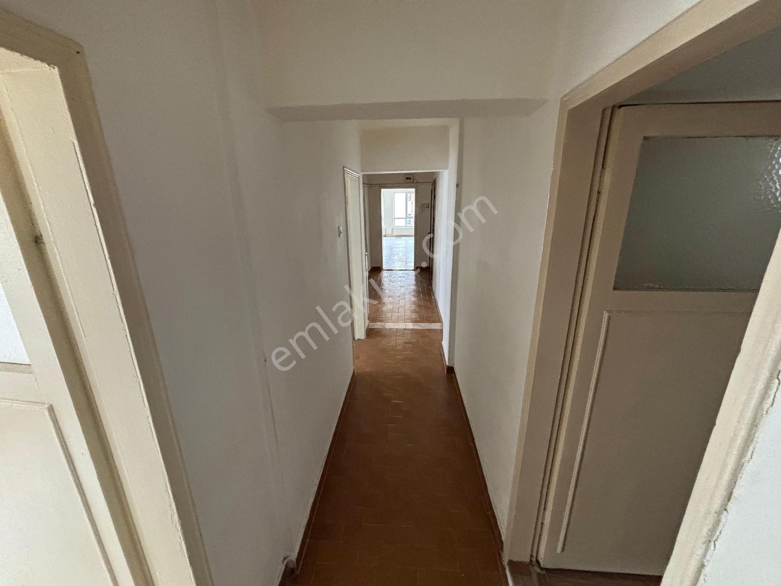 Yıldıztepe'de 3+1 Güney Doğu Cephe Kat Mülkiyetli Fırsat Daire - Görsel 24