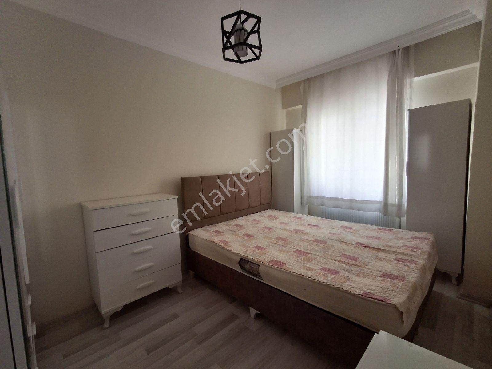 Doğalgazlı, Temiz Eşyalı 2+1 Kiralık Daire - Görsel 11