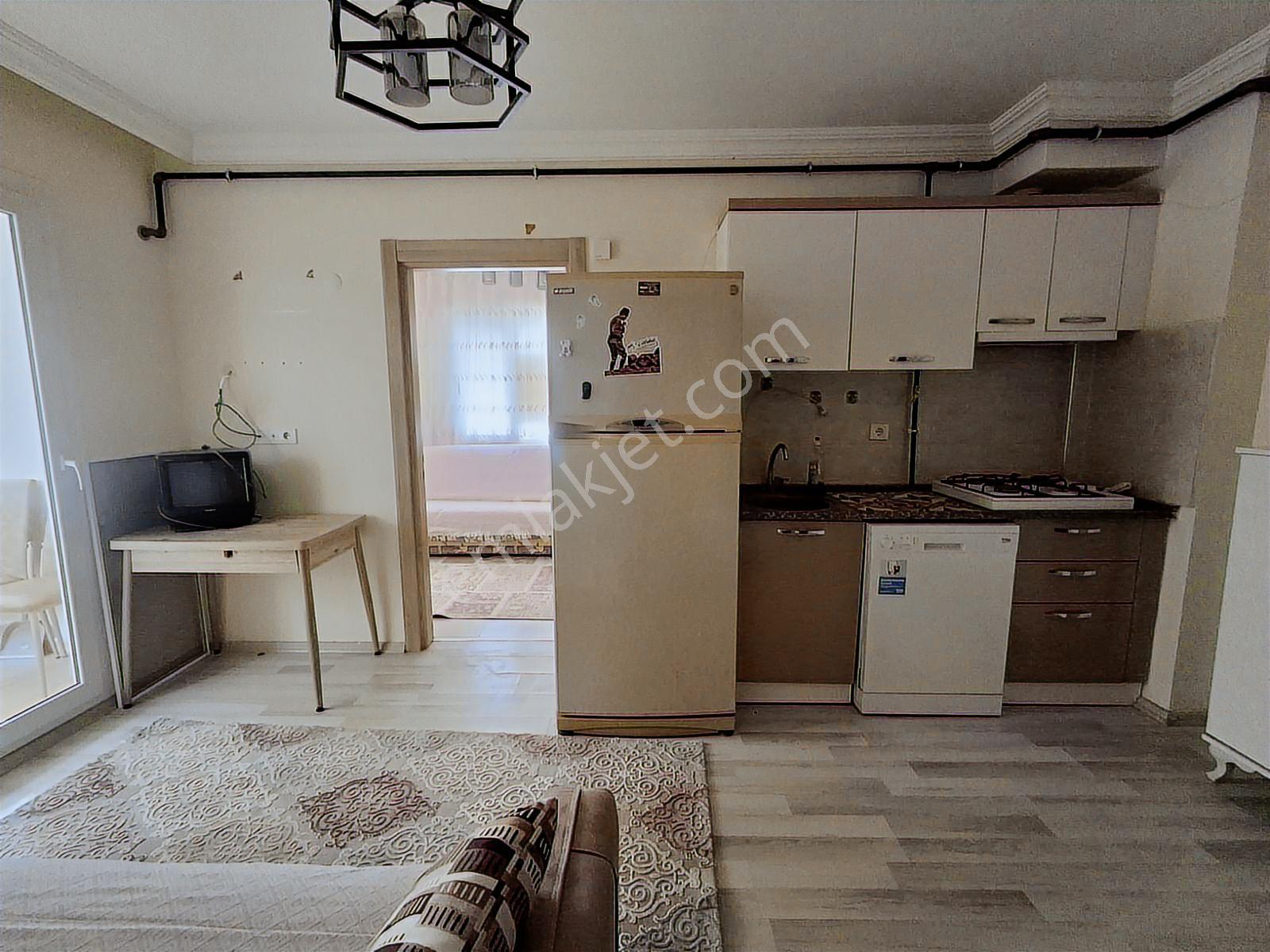 Doğalgazlı, Temiz Eşyalı 2+1 Kiralık Daire - Görsel 7