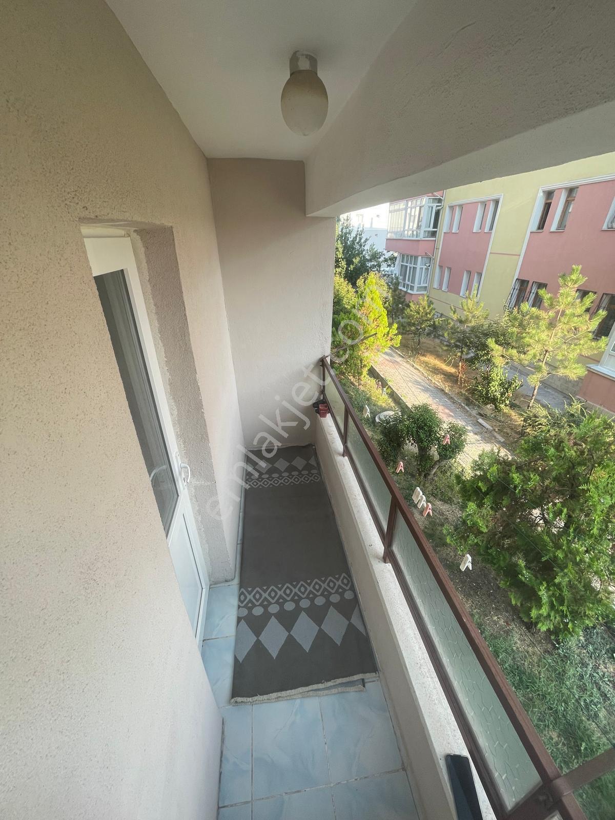 Aktif Emlak’tan Törekent’te 3+1 Bağımsız Yüksek Giriş Kat Konumunda Satılık Daire!!