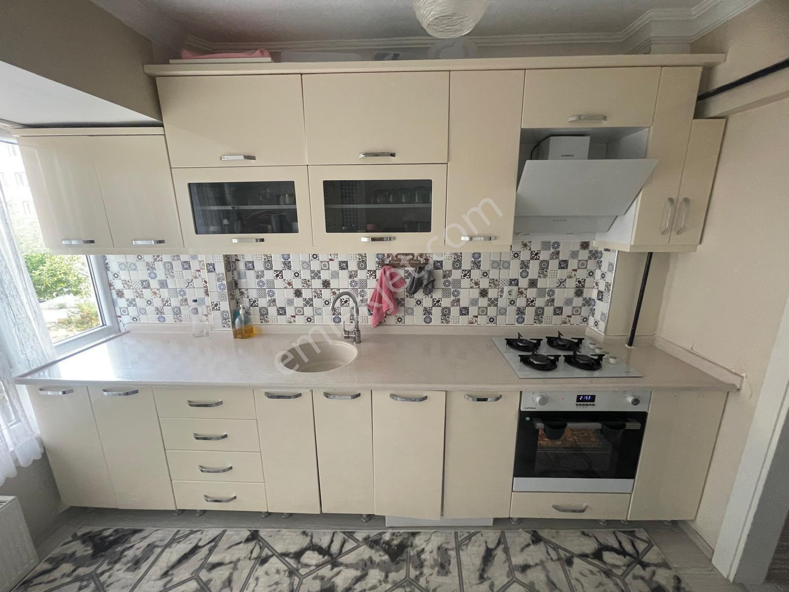 Aktif Emlak’tan Törekent’te 3+1 Bağımsız Yüksek Giriş Kat Konumunda Satılık Daire!! - Görsel 24