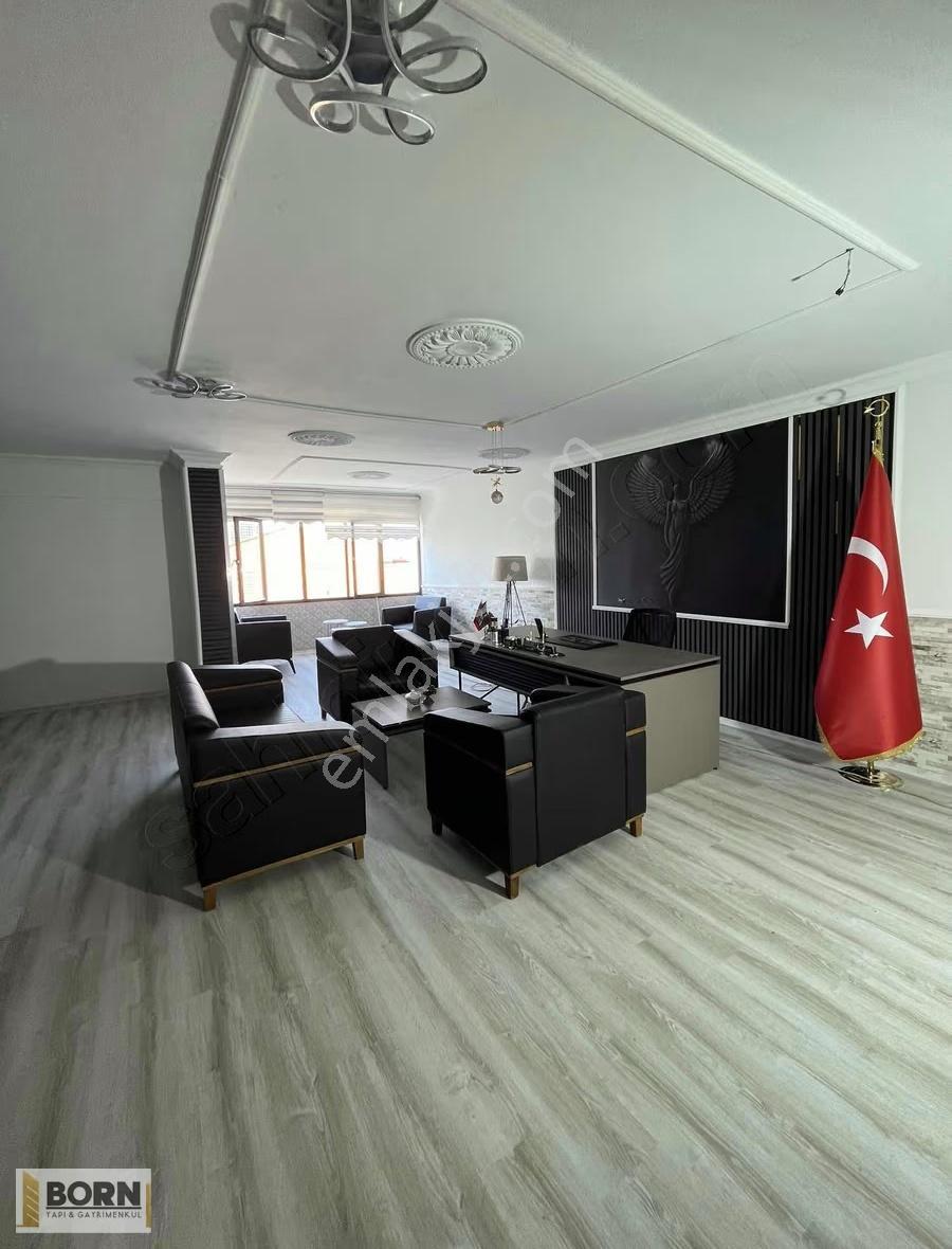 Konak Tepecik 'de Hastaneler Yakını, Full Tadılatlı 65 M2 Ofis - Görsel 23