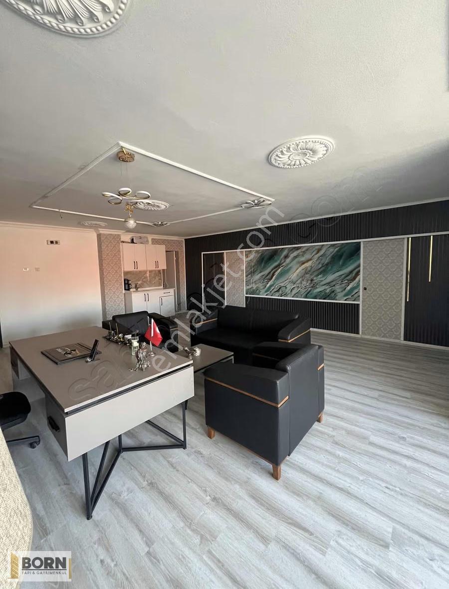 Konak Tepecik 'de Hastaneler Yakını, Full Tadılatlı 65 M2 Ofis - Görsel 4