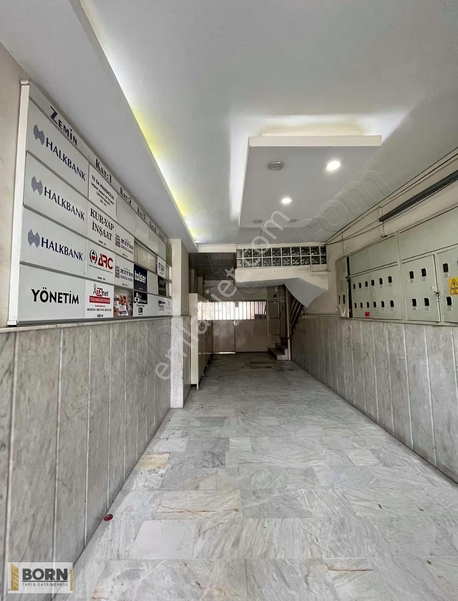 Konak Tepecik 'de Hastaneler Yakını, Full Tadılatlı 65 M2 Ofis - Görsel 2