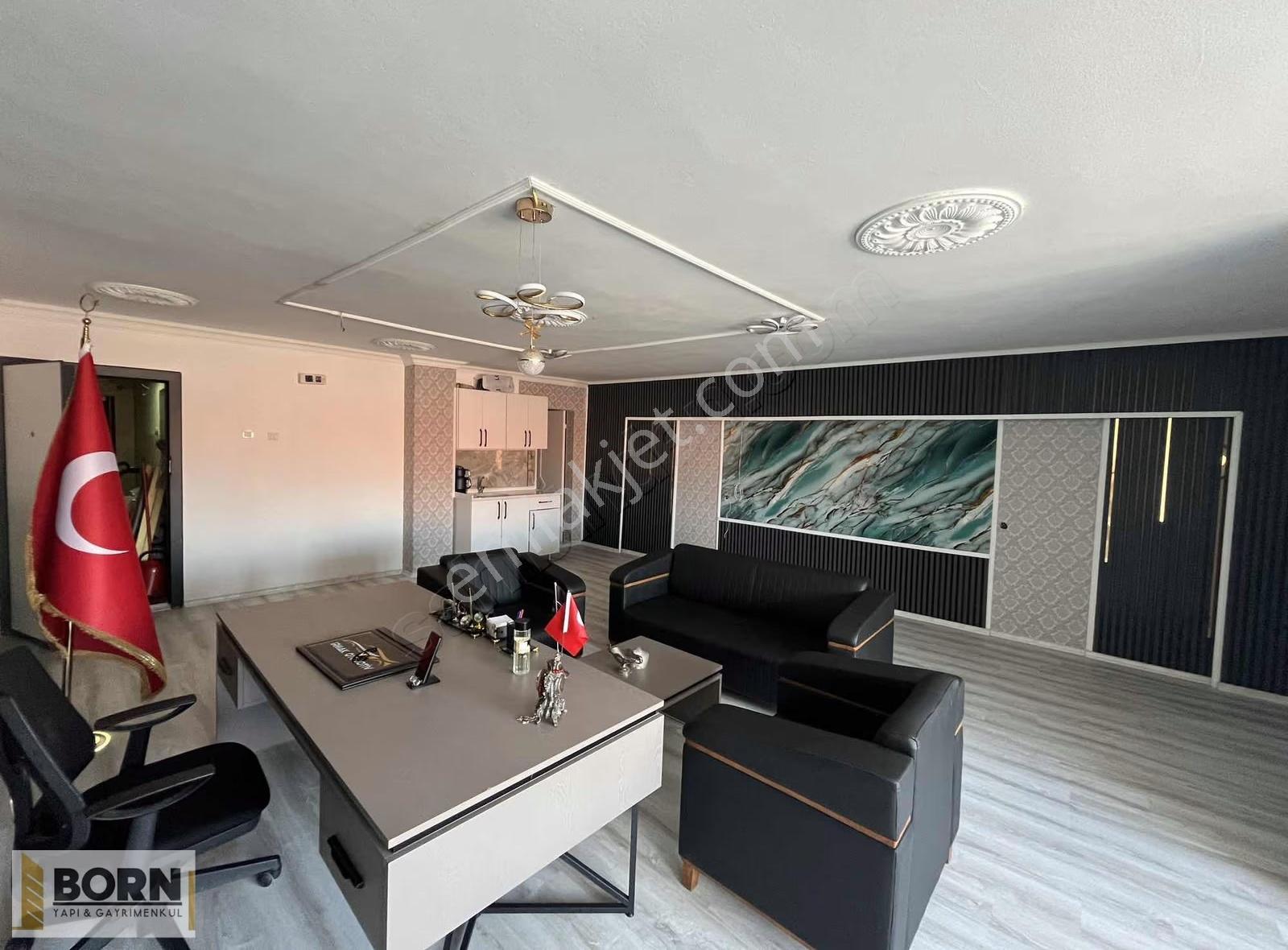 Konak Tepecik 'de Hastaneler Yakını, Full Tadılatlı 65 M2 Ofis - Görsel 24